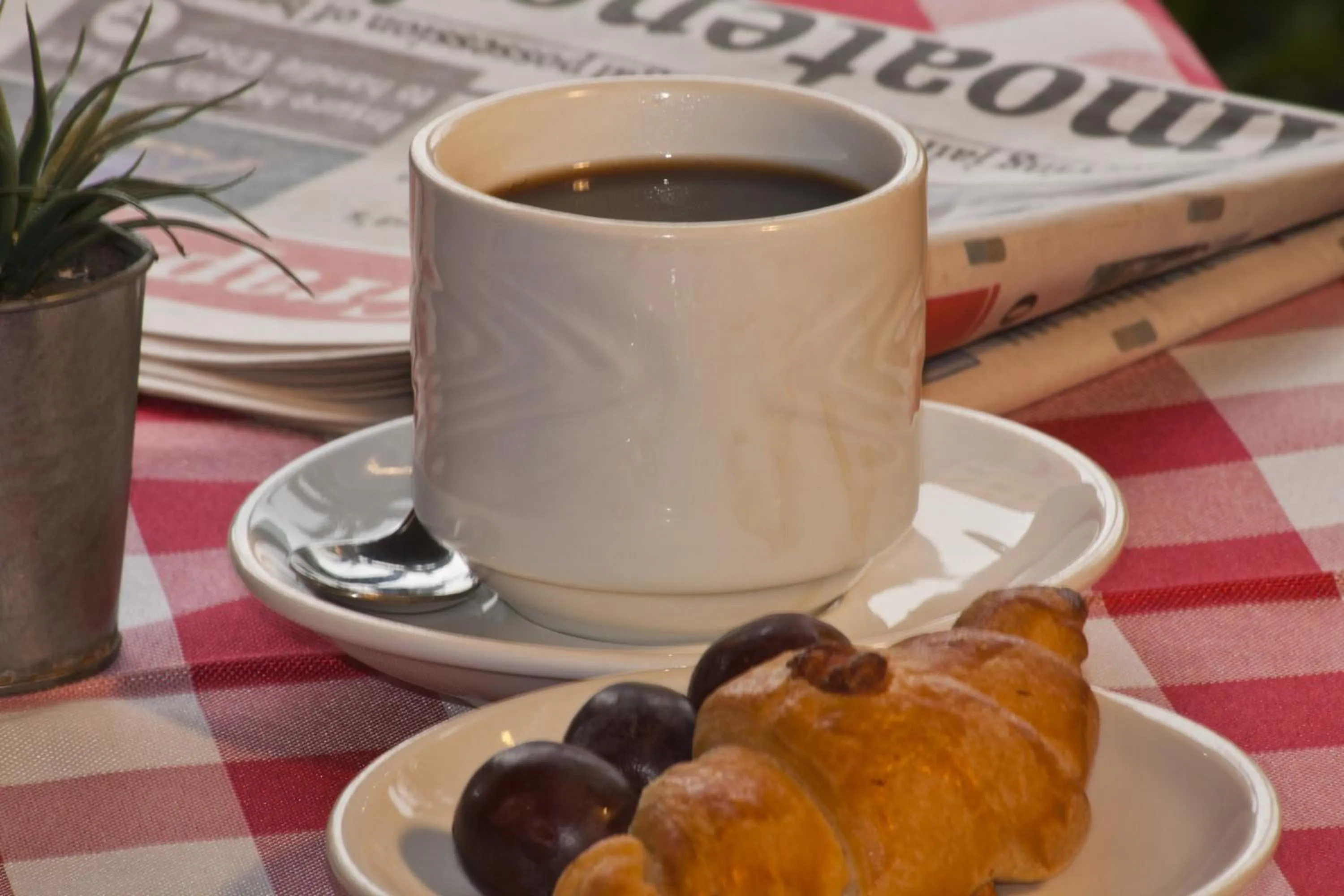 Food in Paloma Hotel Ring Road