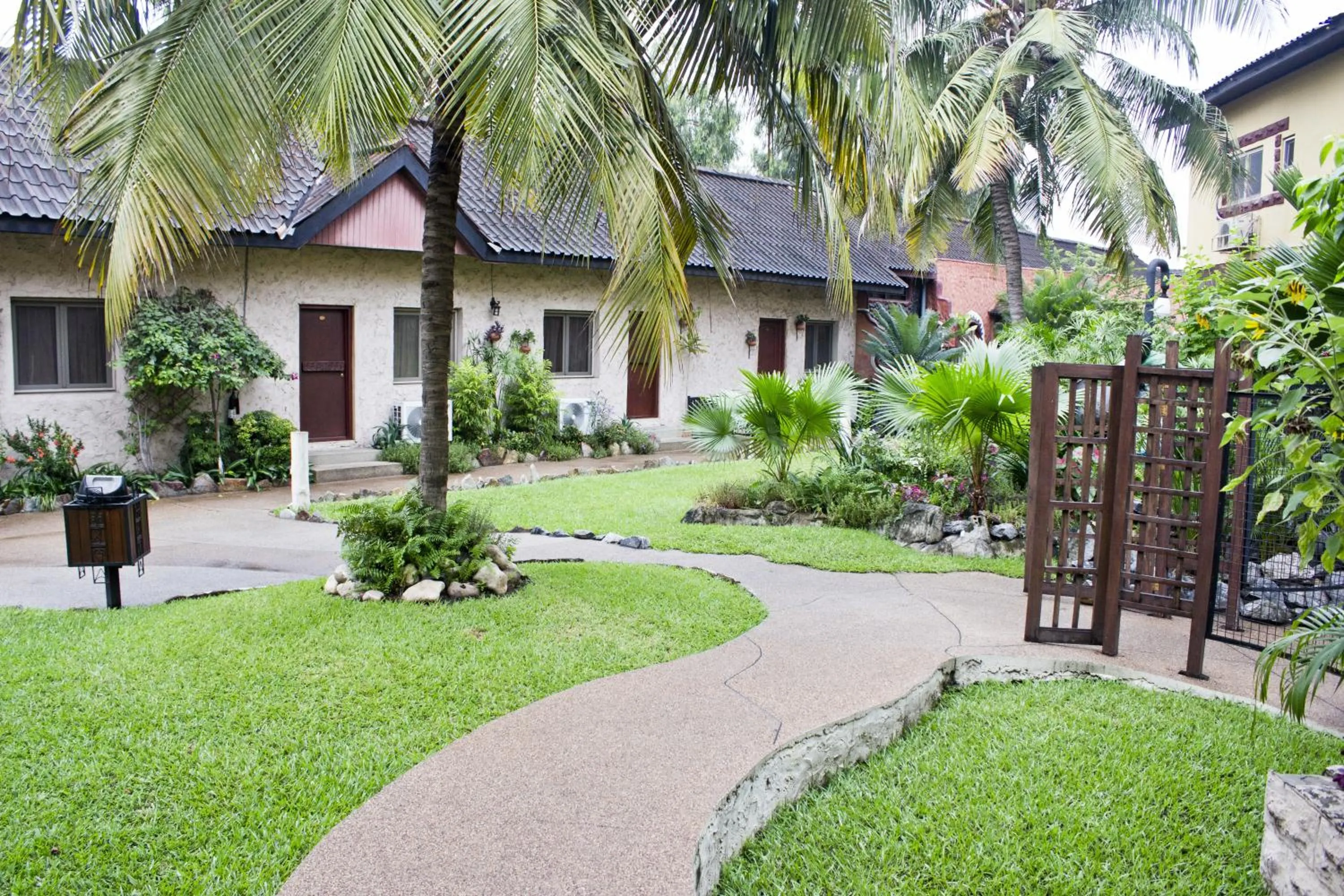 Garden in Paloma Hotel Ring Road