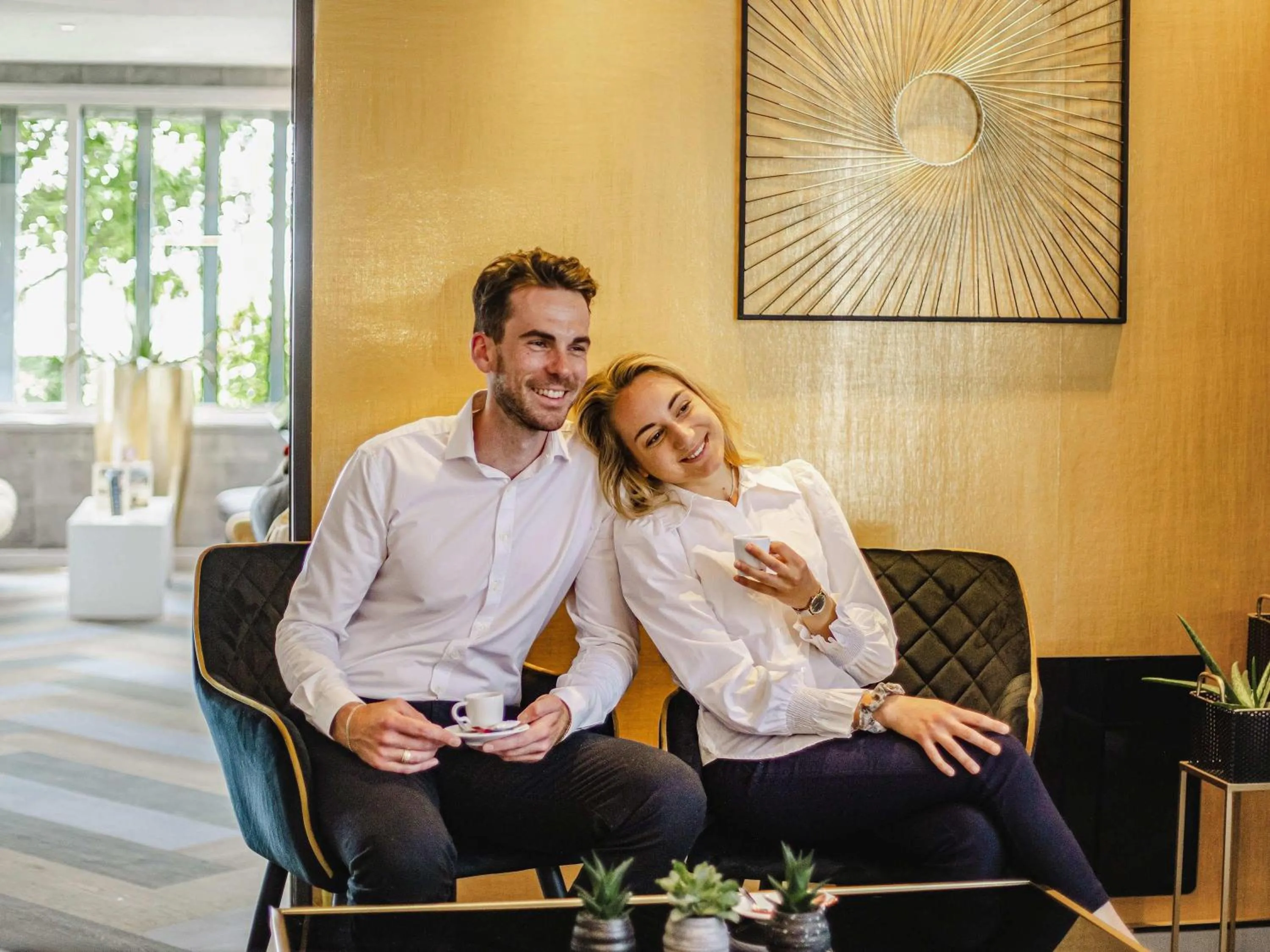 Lounge or bar in Mercure Cabourg Hôtel & Spa