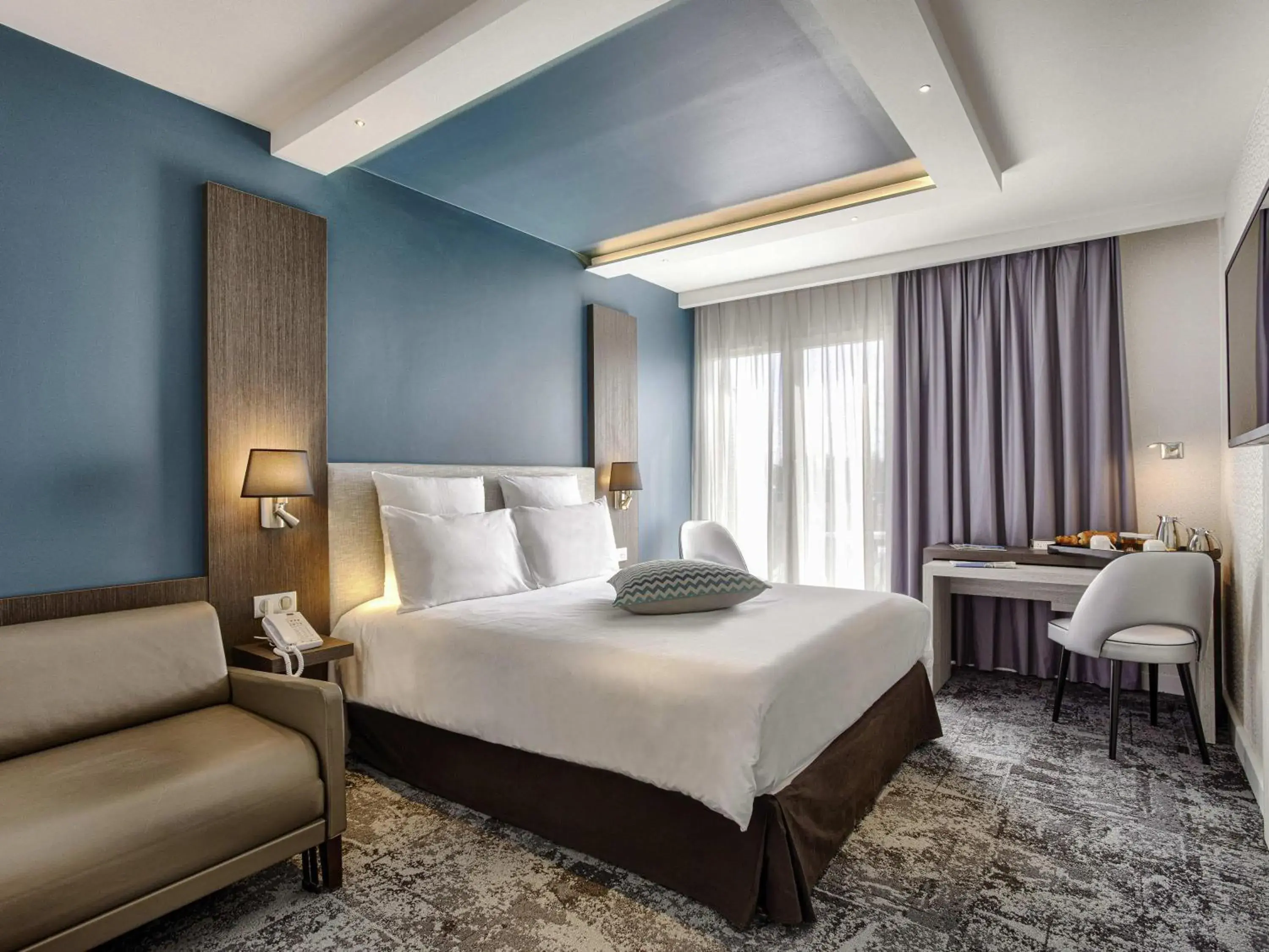 Superior Double Room with Sofa Bed with Spa Access in Mercure Cabourg Hôtel & Spa Superior Double Room with Sofa Bed with Spa Access in Mercure Cabourg Hôtel & Spa