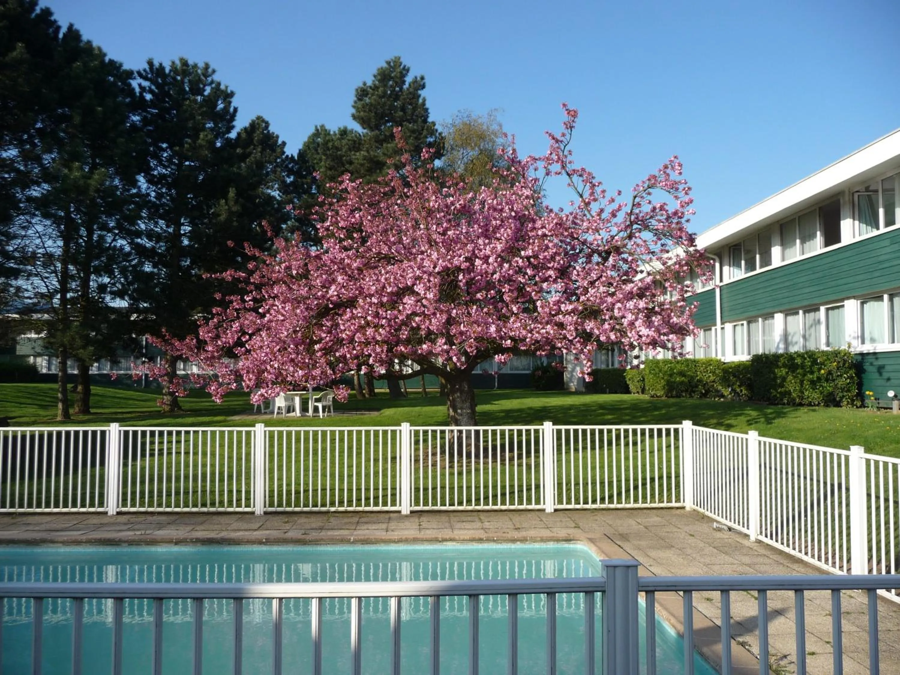  in Holiday Inn Lille Ouest Englos by IHG