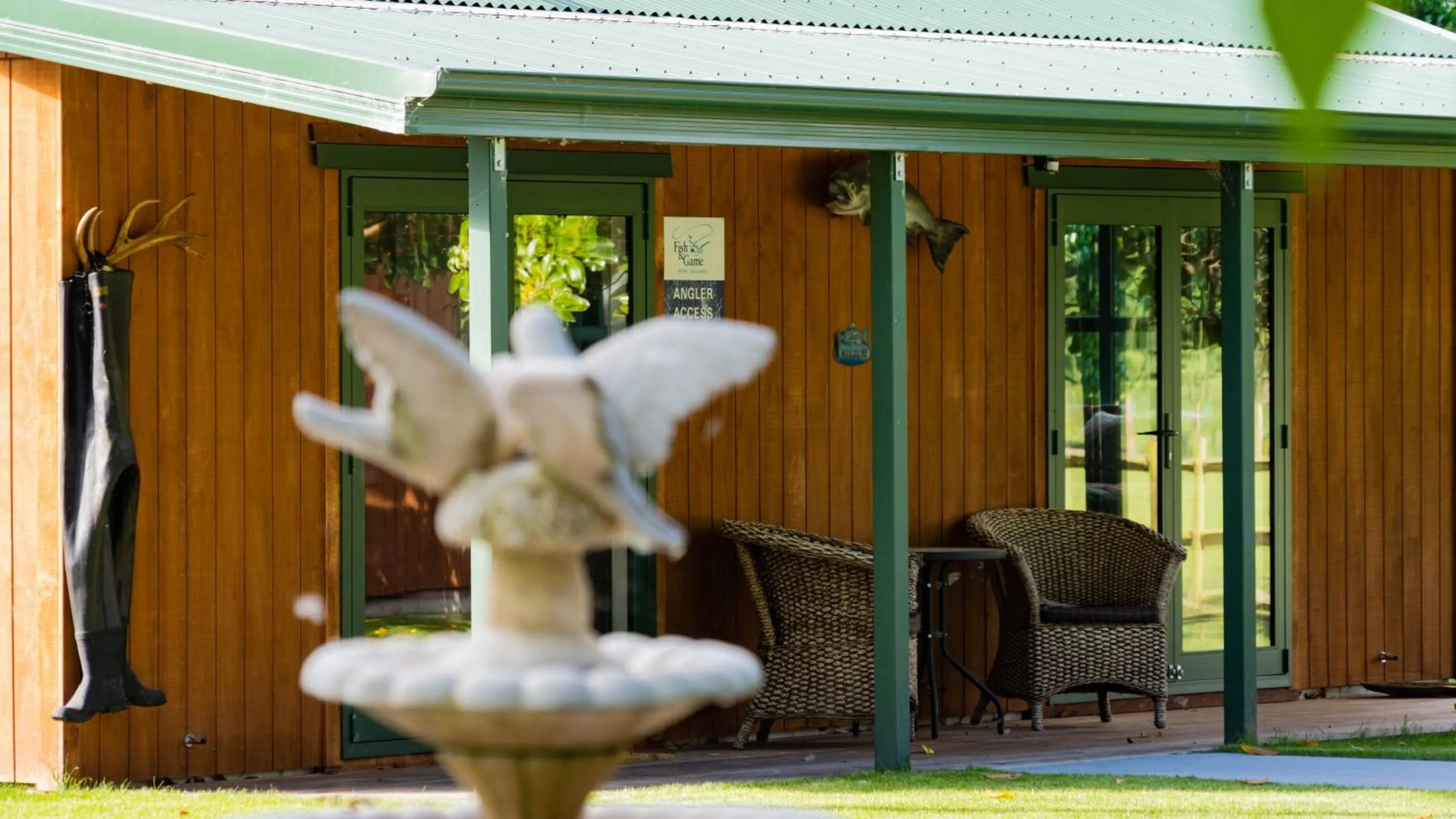 Facade/entrance in The Jolly Poacher Retreat