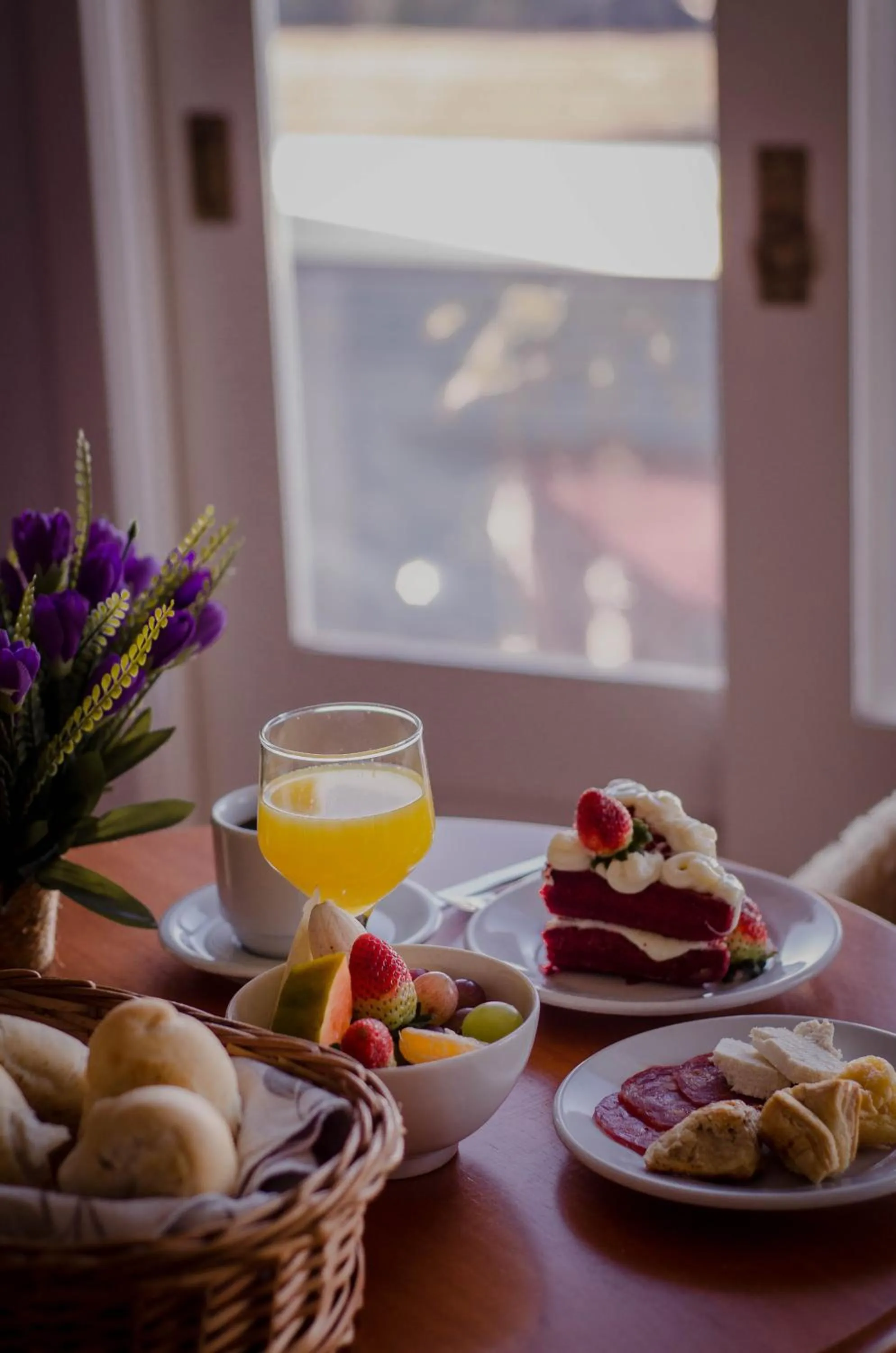 Breakfast in Pousada Lanai Gramado