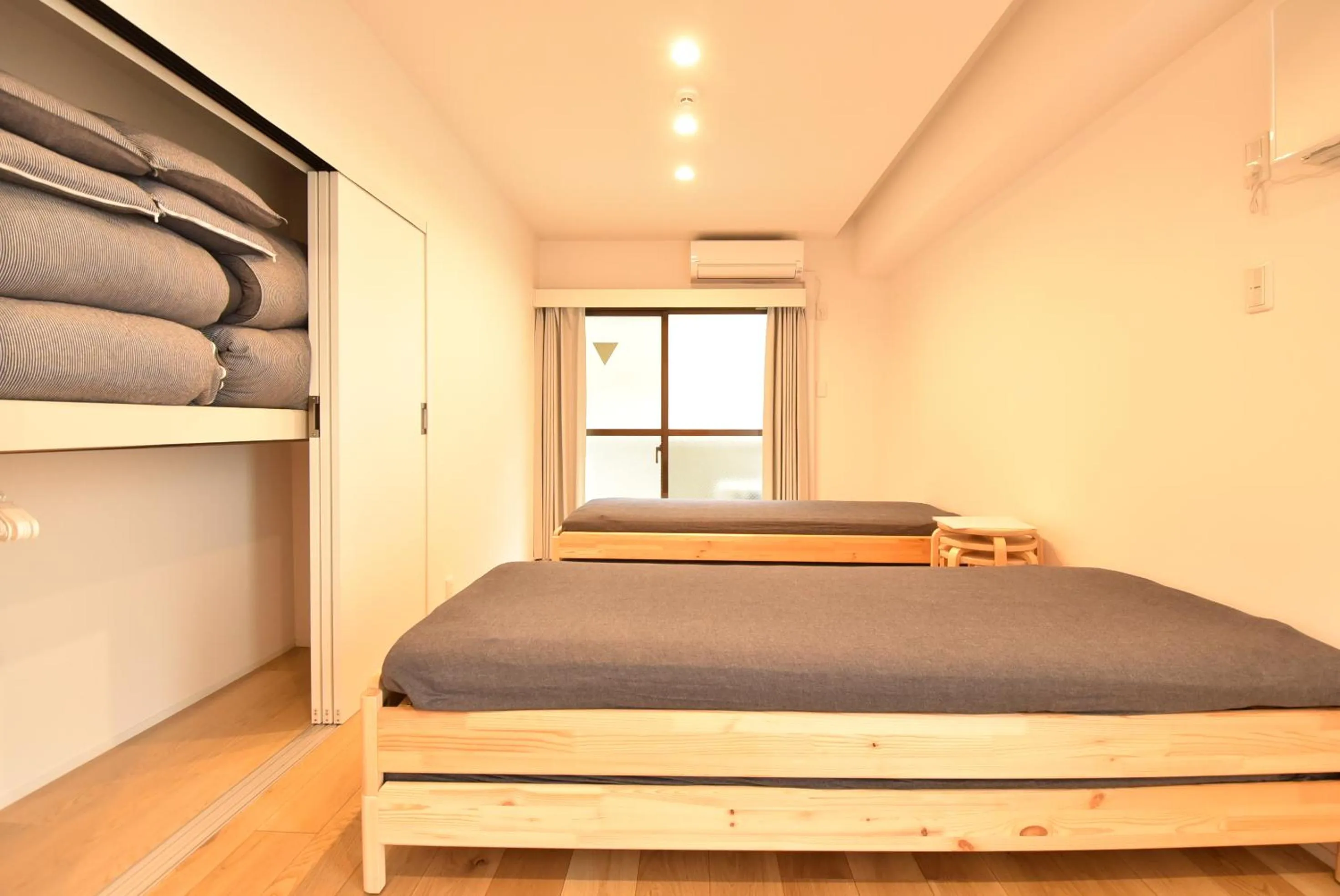 Bed in Enzo Kyoto Gojo E