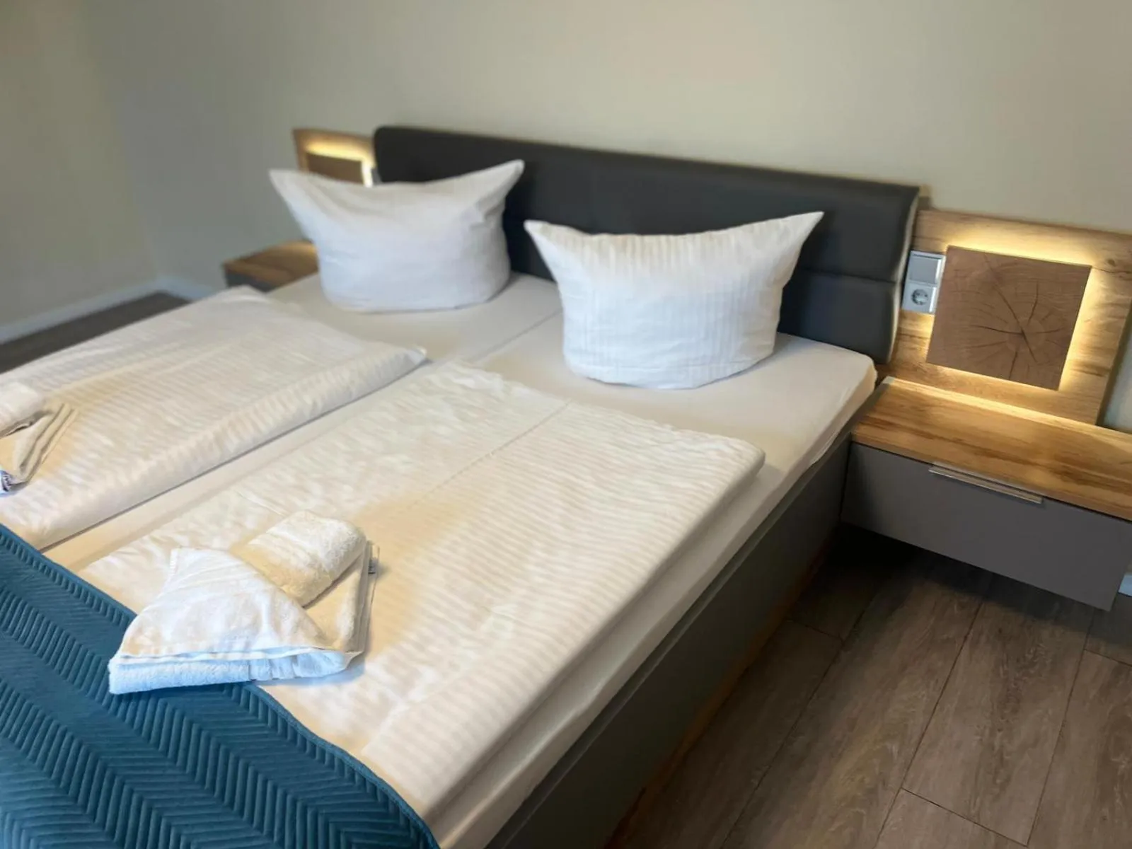 Photo of the whole room, Bed in Hotel Pommerscher Hof