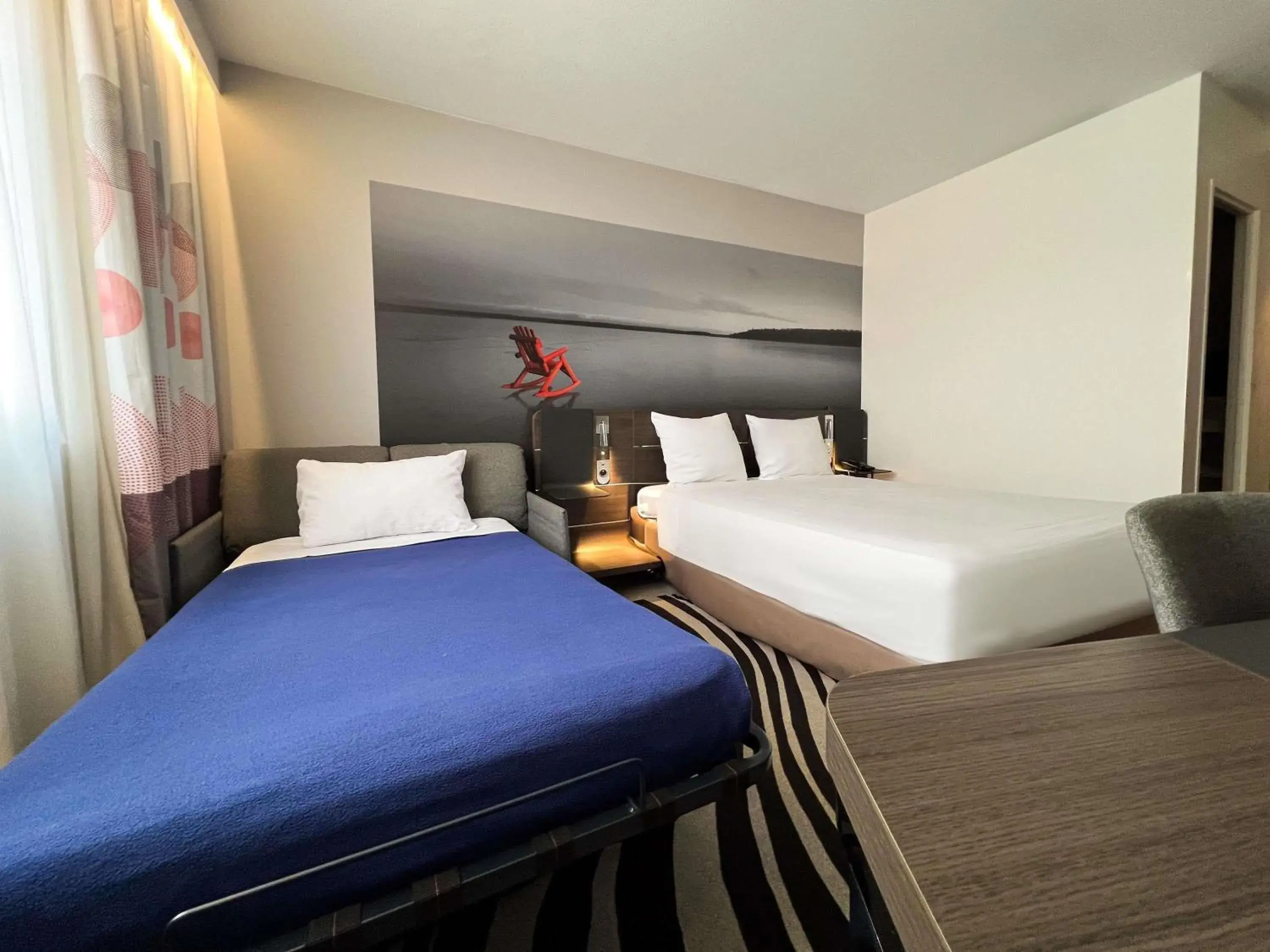 Bedroom, Bed in Novotel Limoges Le Lac Bedroom, Bed in Novotel Limoges Le Lac