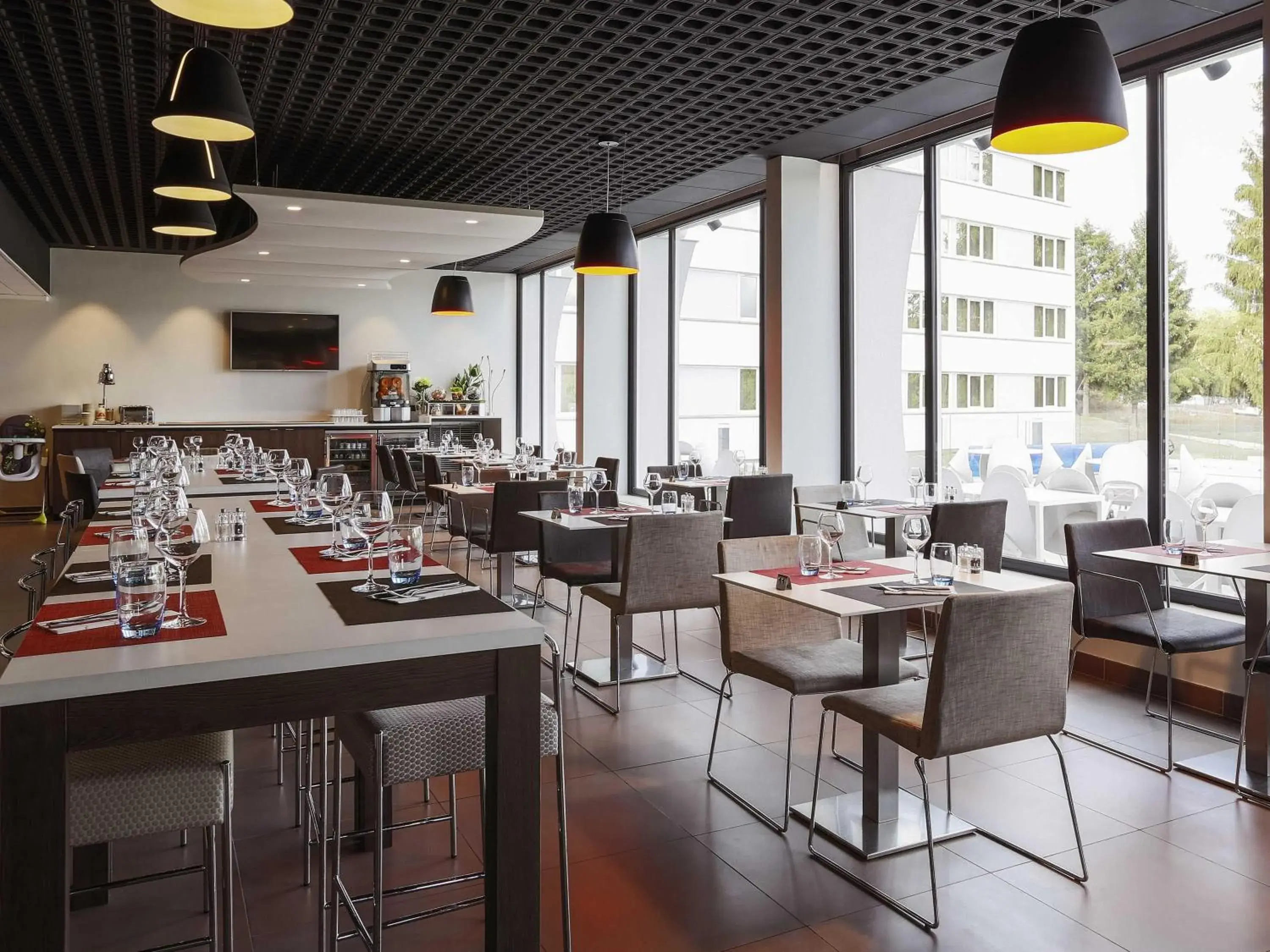 Restaurant/places to eat in Novotel Limoges Le Lac Restaurant/places to eat in Novotel Limoges Le Lac