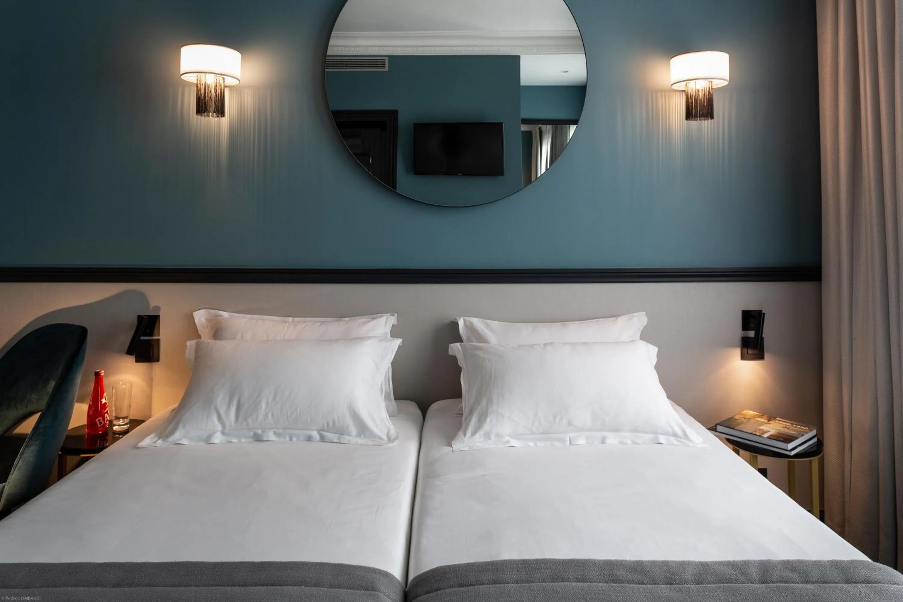 Bed in Lenox Montparnasse