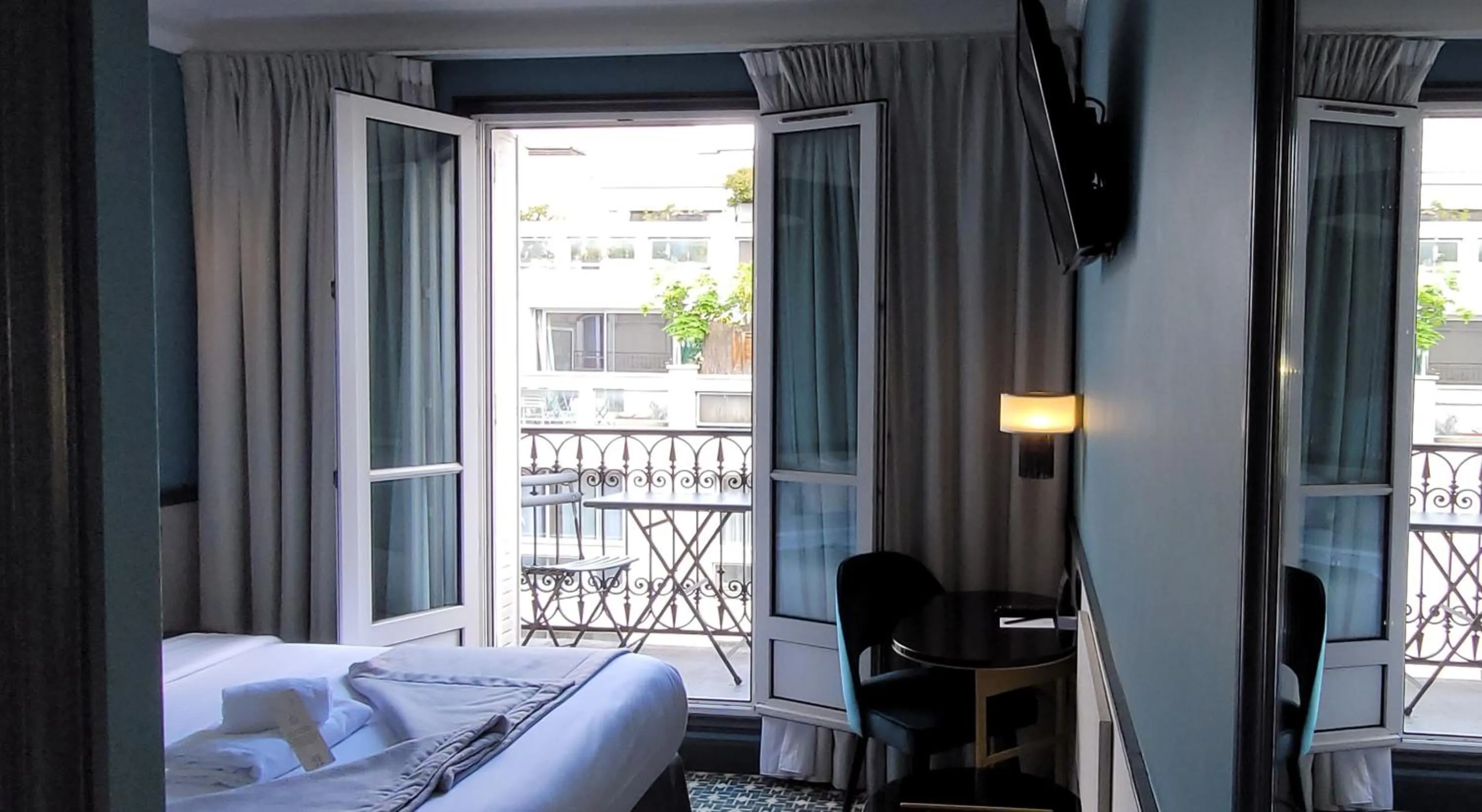 Balcony/Terrace, Bed in Lenox Montparnasse