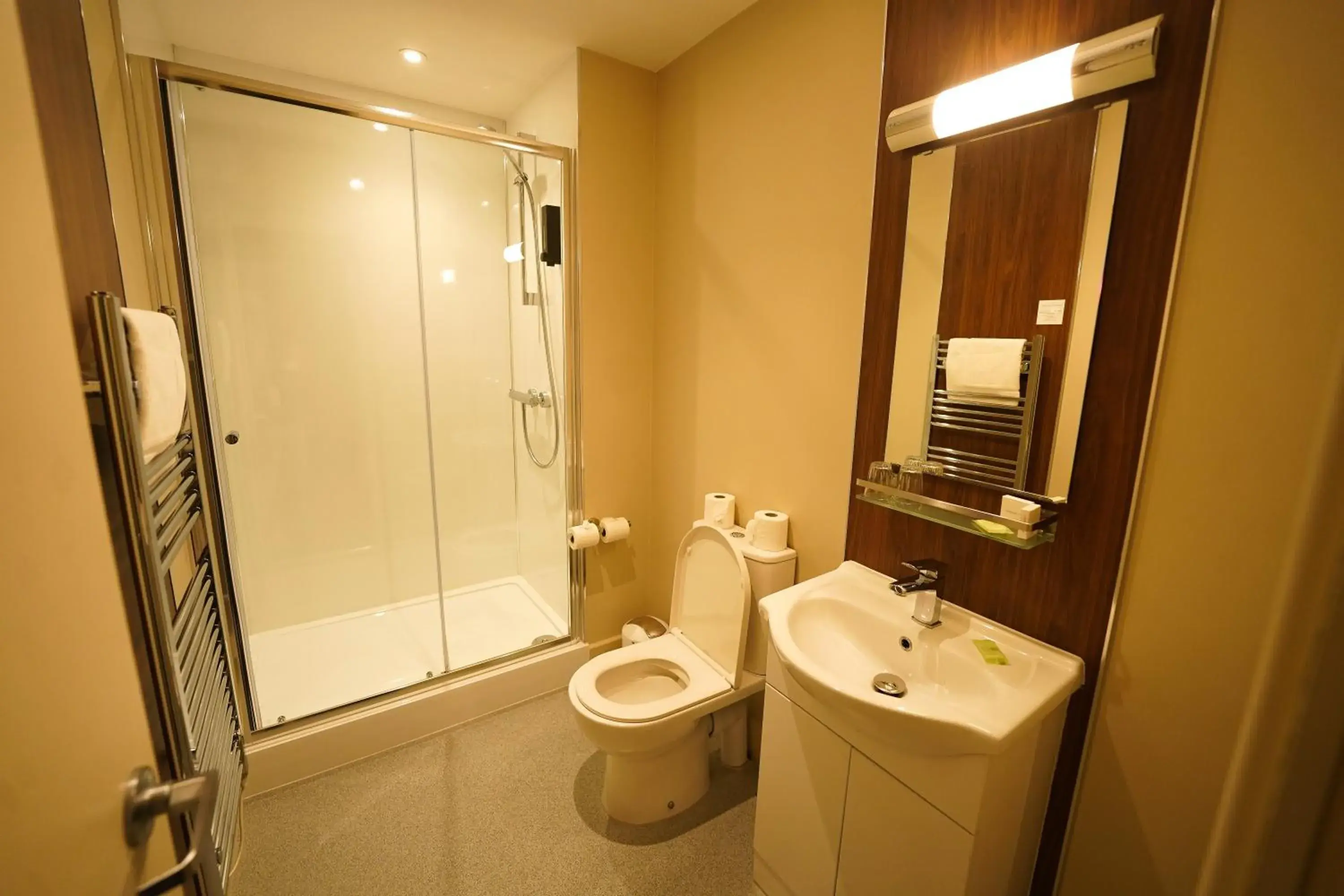 Deluxe Double Room in Keystone House Deluxe Double Room in Keystone House