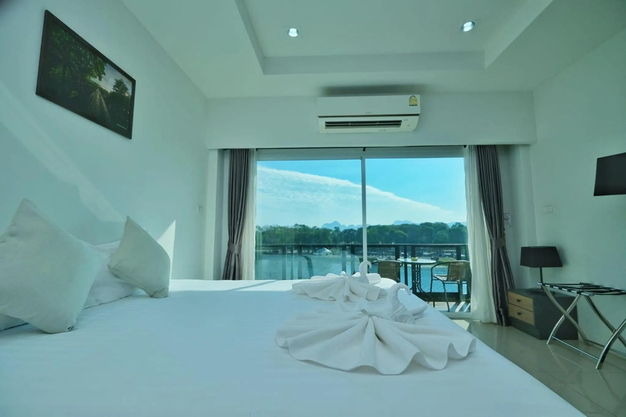 Bed in River Kwai View Hotel Kanchanaburi