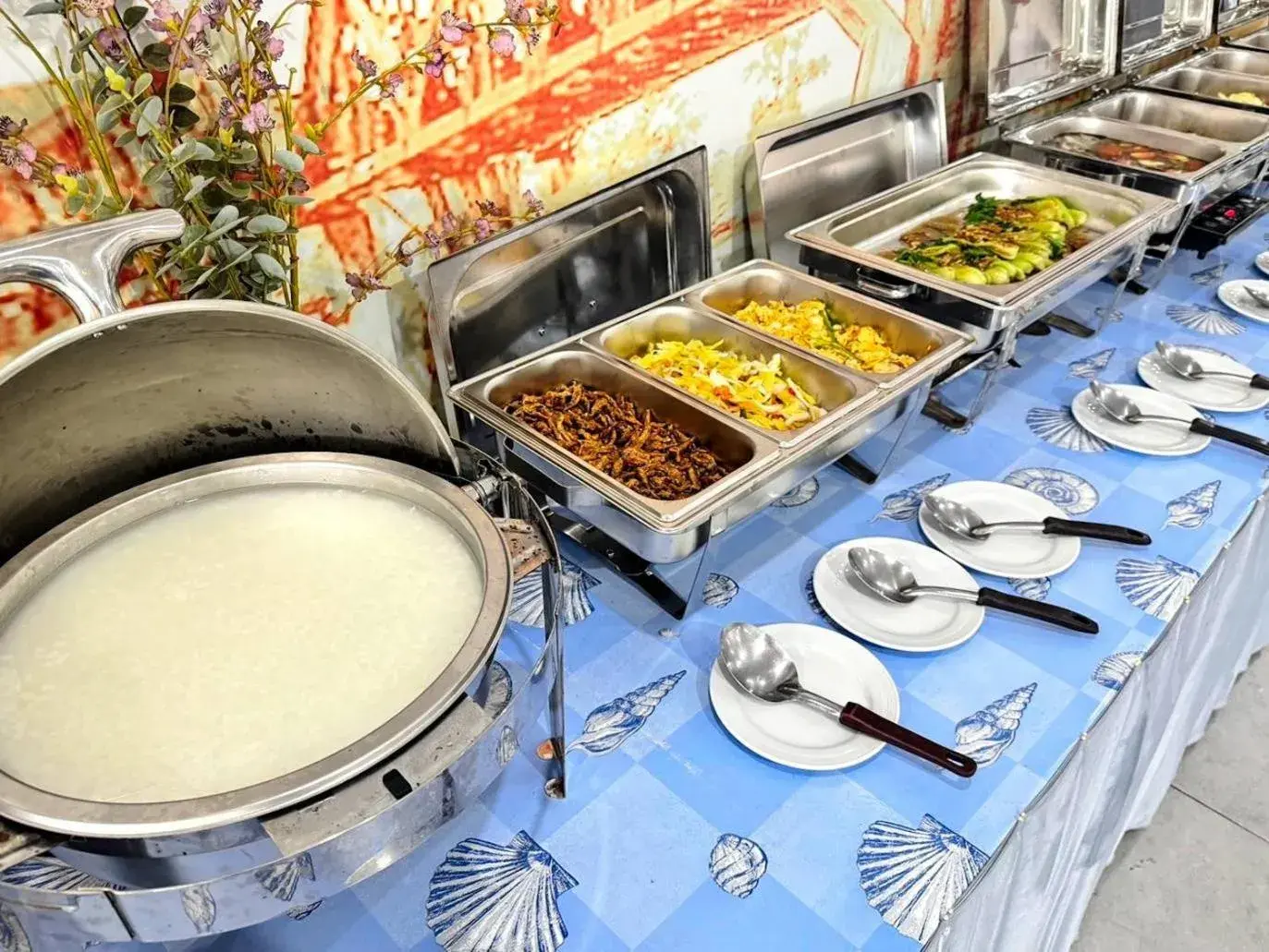 Food and drinks in River Kwai View Hotel Kanchanaburi Food and drinks in River Kwai View Hotel Kanchanaburi