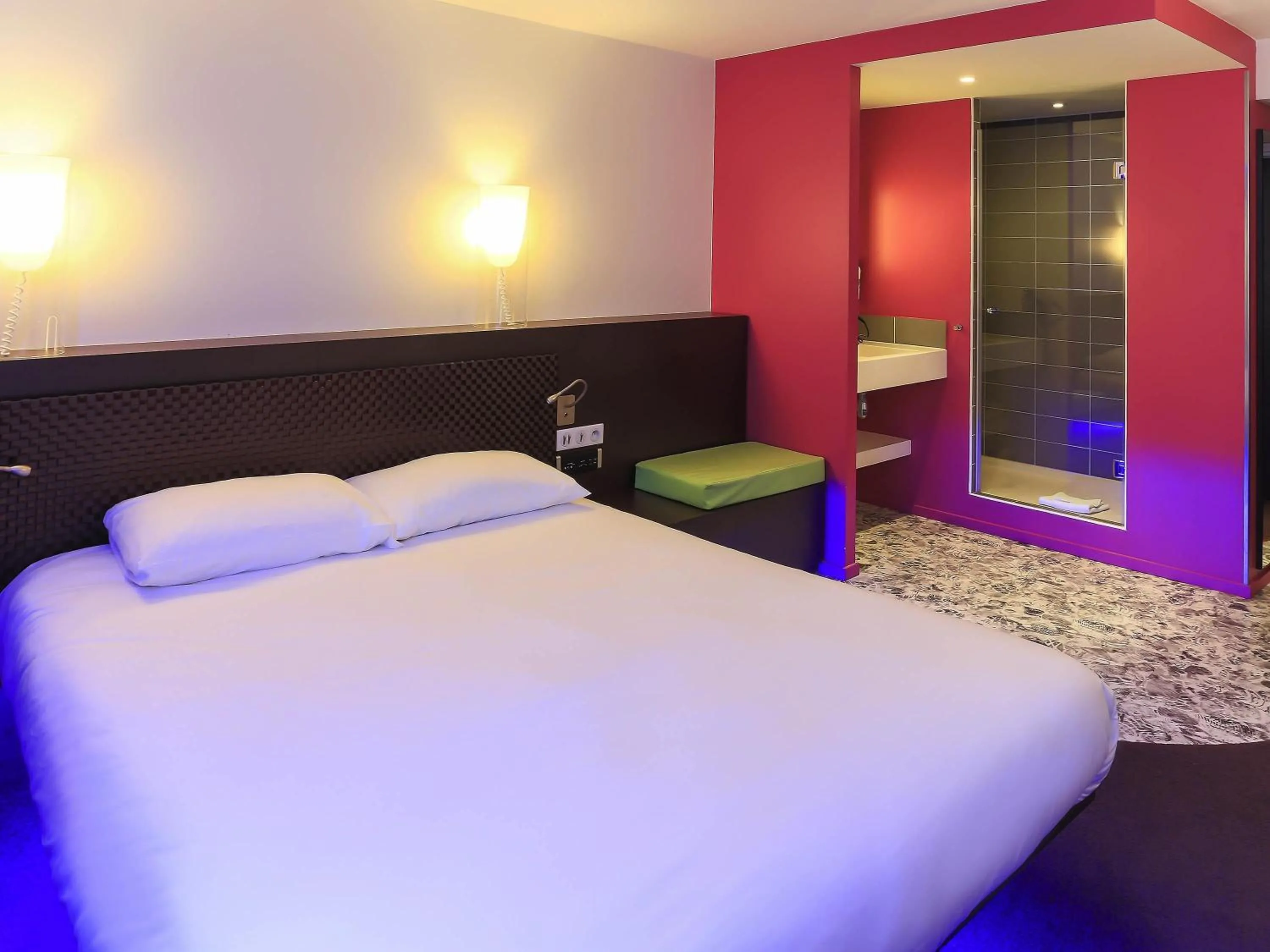 Bed in ibis Styles Lorient Caudan
