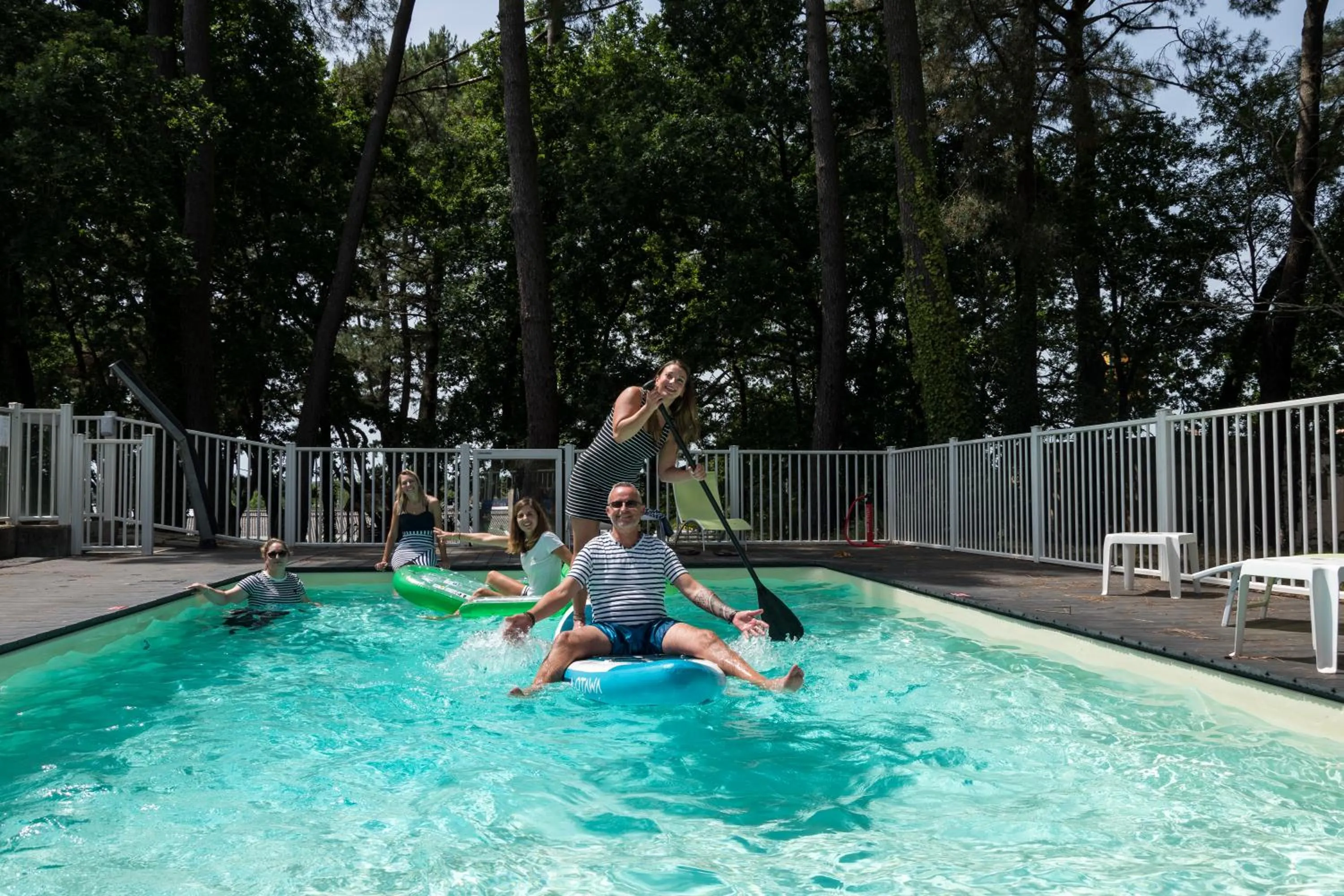 Staff in ibis Styles Lorient Caudan