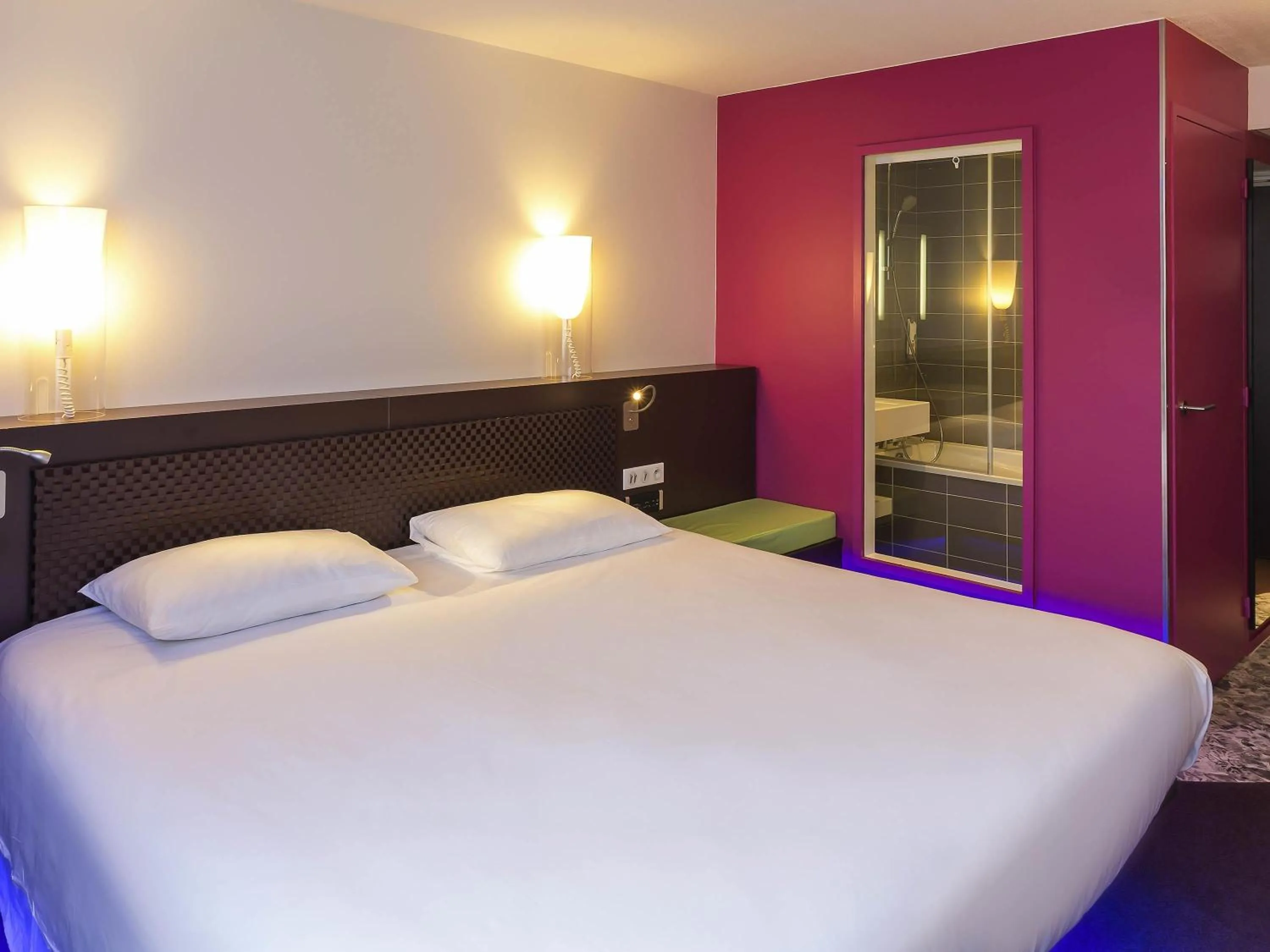 Bed in ibis Styles Lorient Caudan