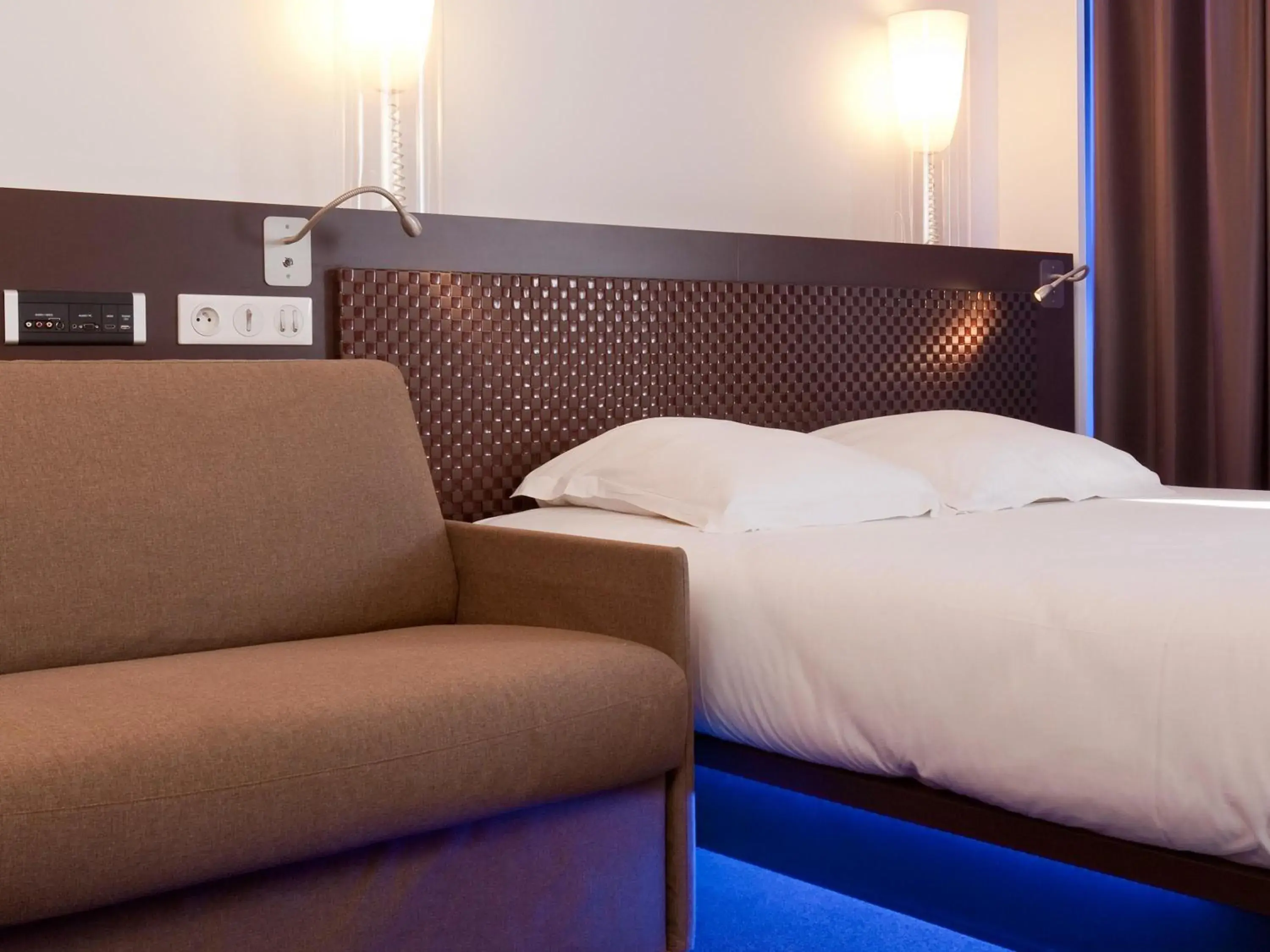 Bedroom, Bed in ibis Styles Lorient Caudan Bedroom, Bed in ibis Styles Lorient Caudan