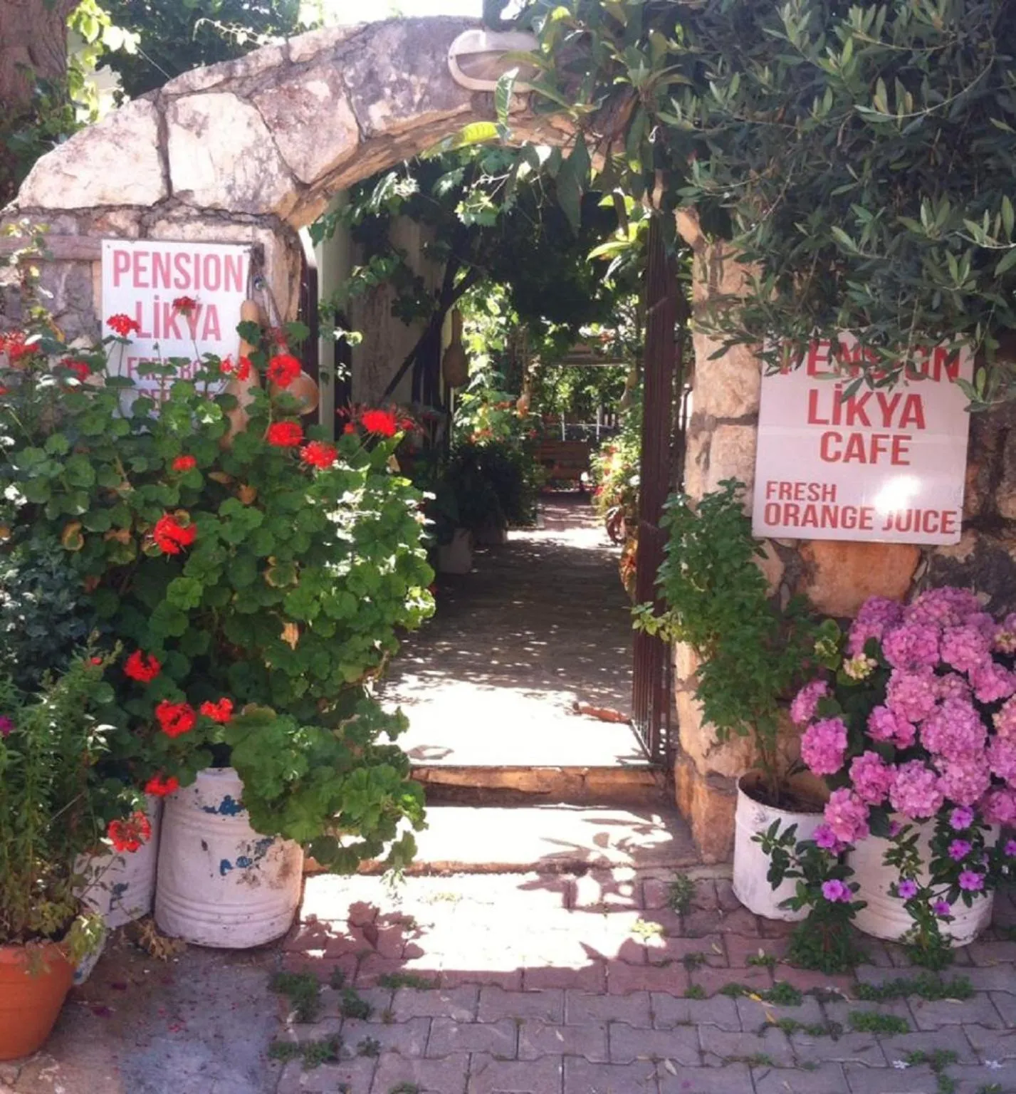 Facade/entrance in Likya Pansiyon