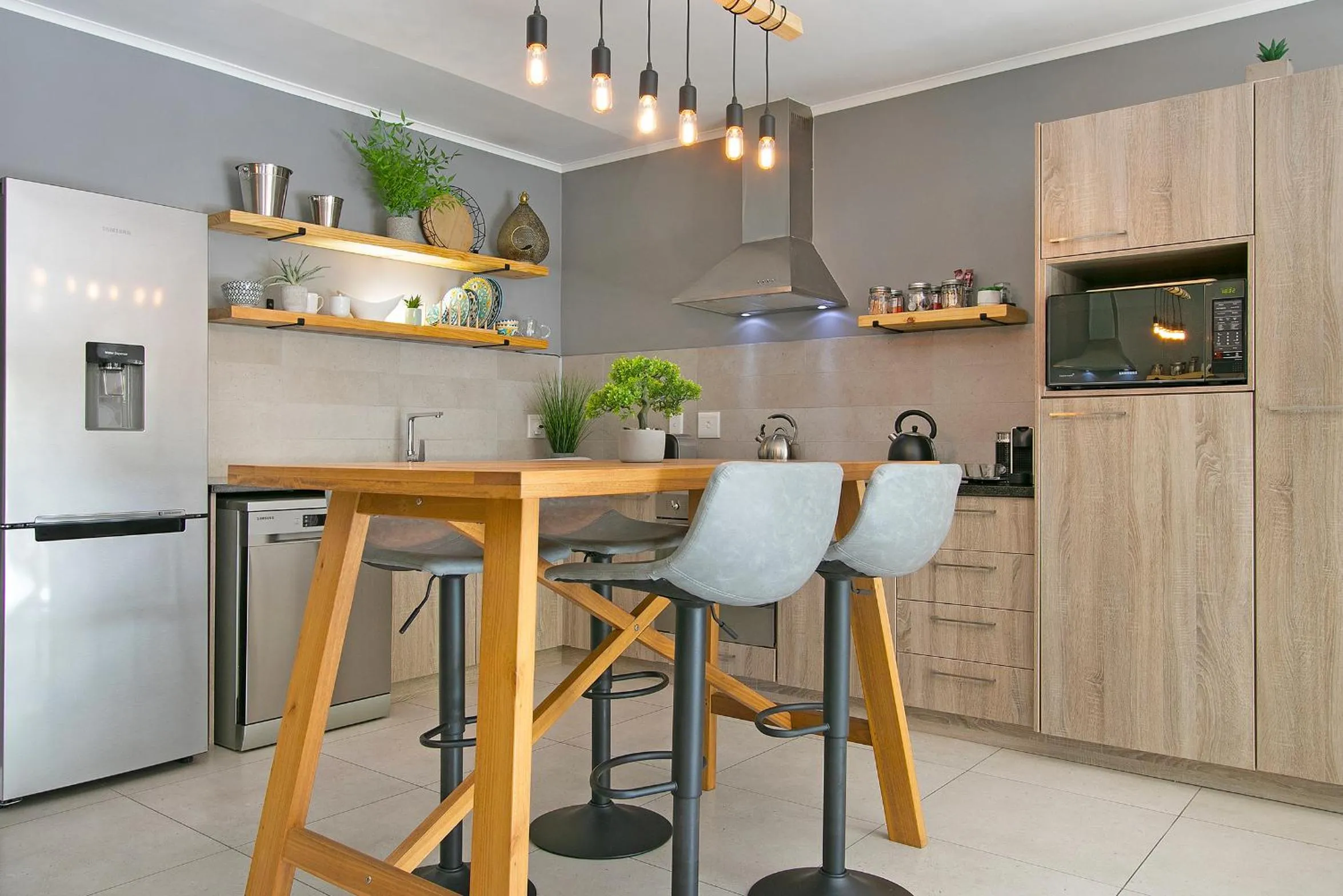 Century City Luxury Two Bedroom Apartment
