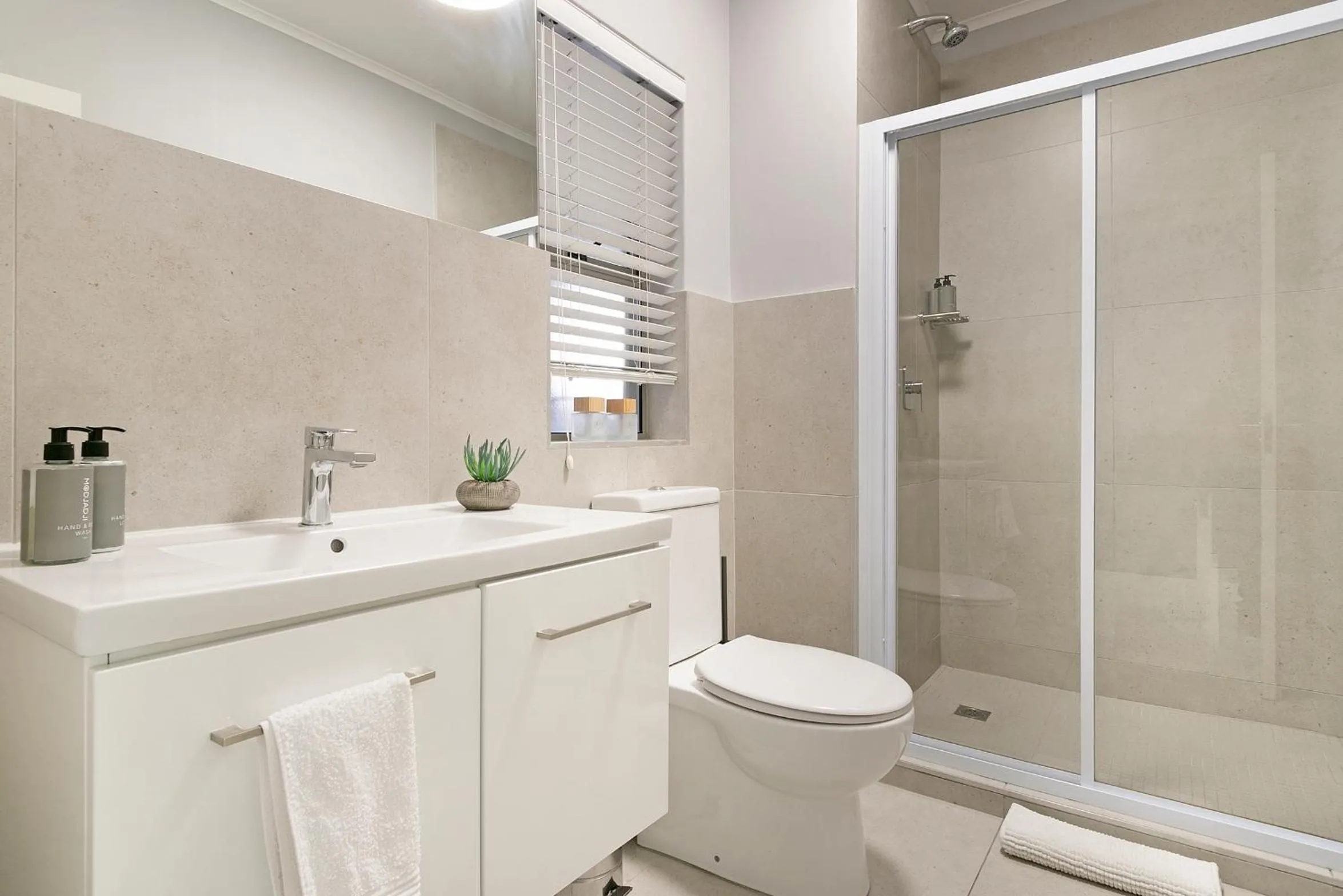 Century City Luxury Two Bedroom Apartment