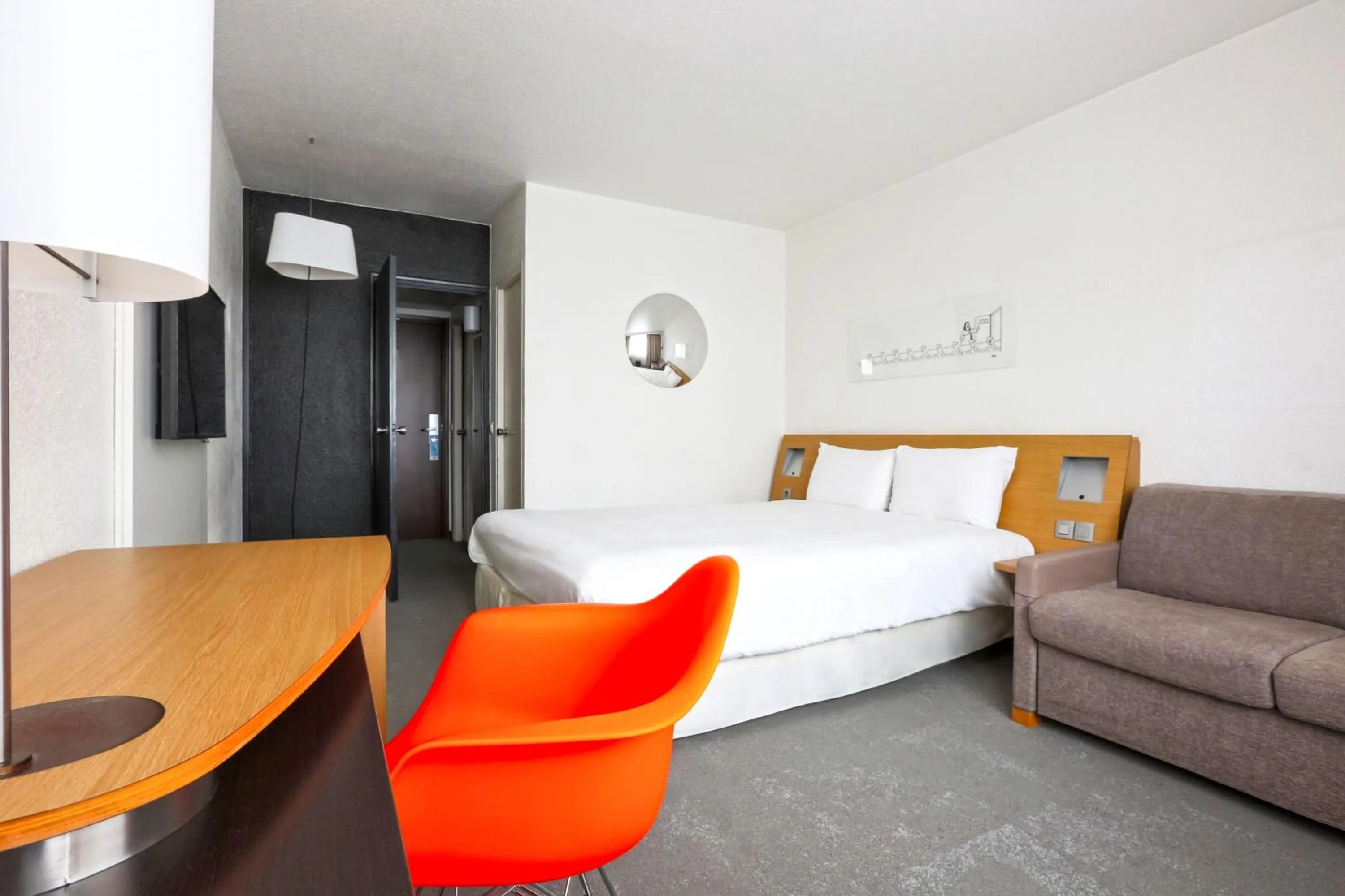 Bed in ibis Styles Nancy Sud