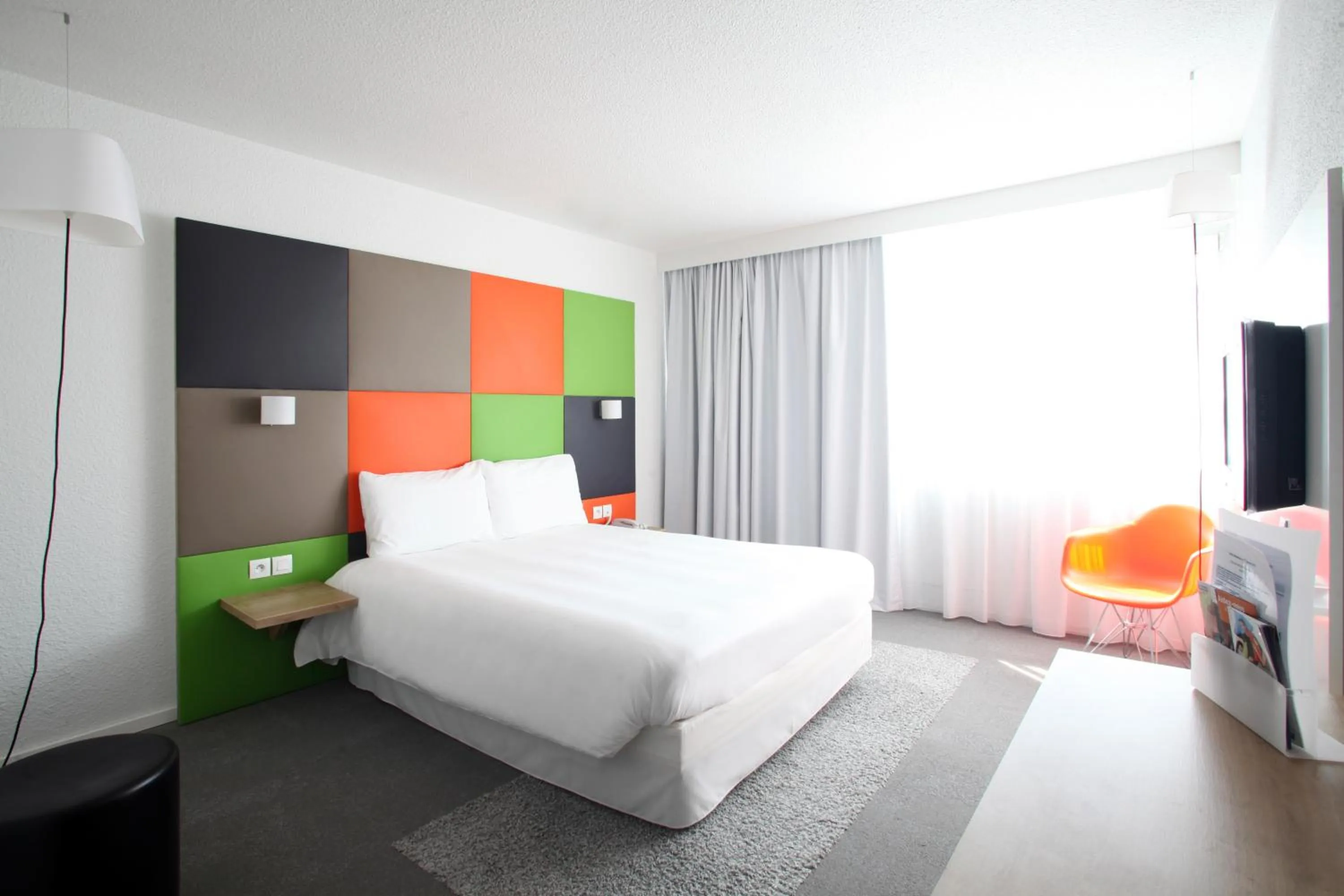 Bed in ibis Styles Nancy Sud