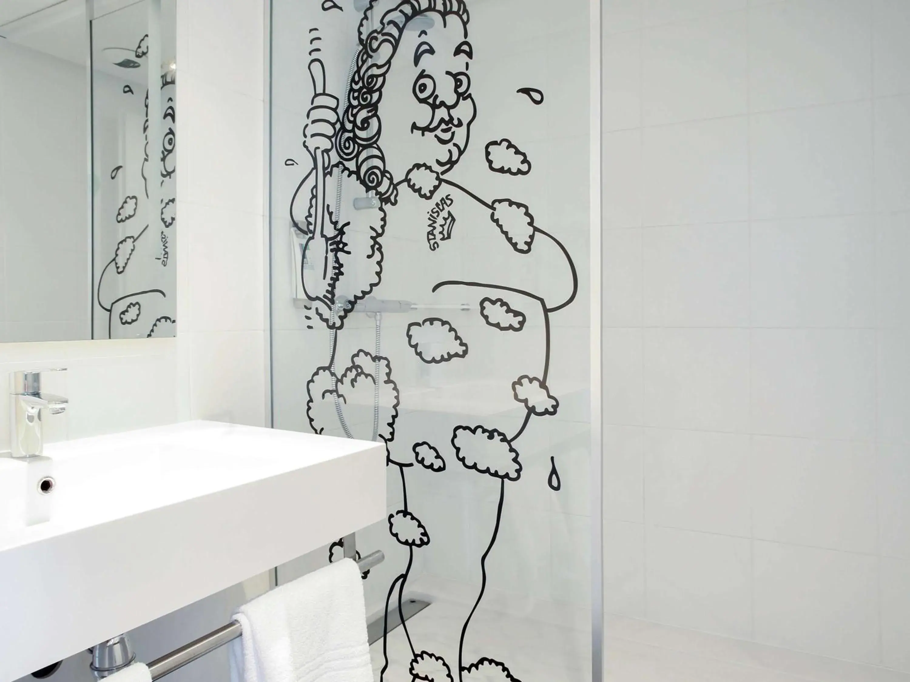 Photo of the whole room in ibis Styles Nancy Sud Photo of the whole room in ibis Styles Nancy Sud