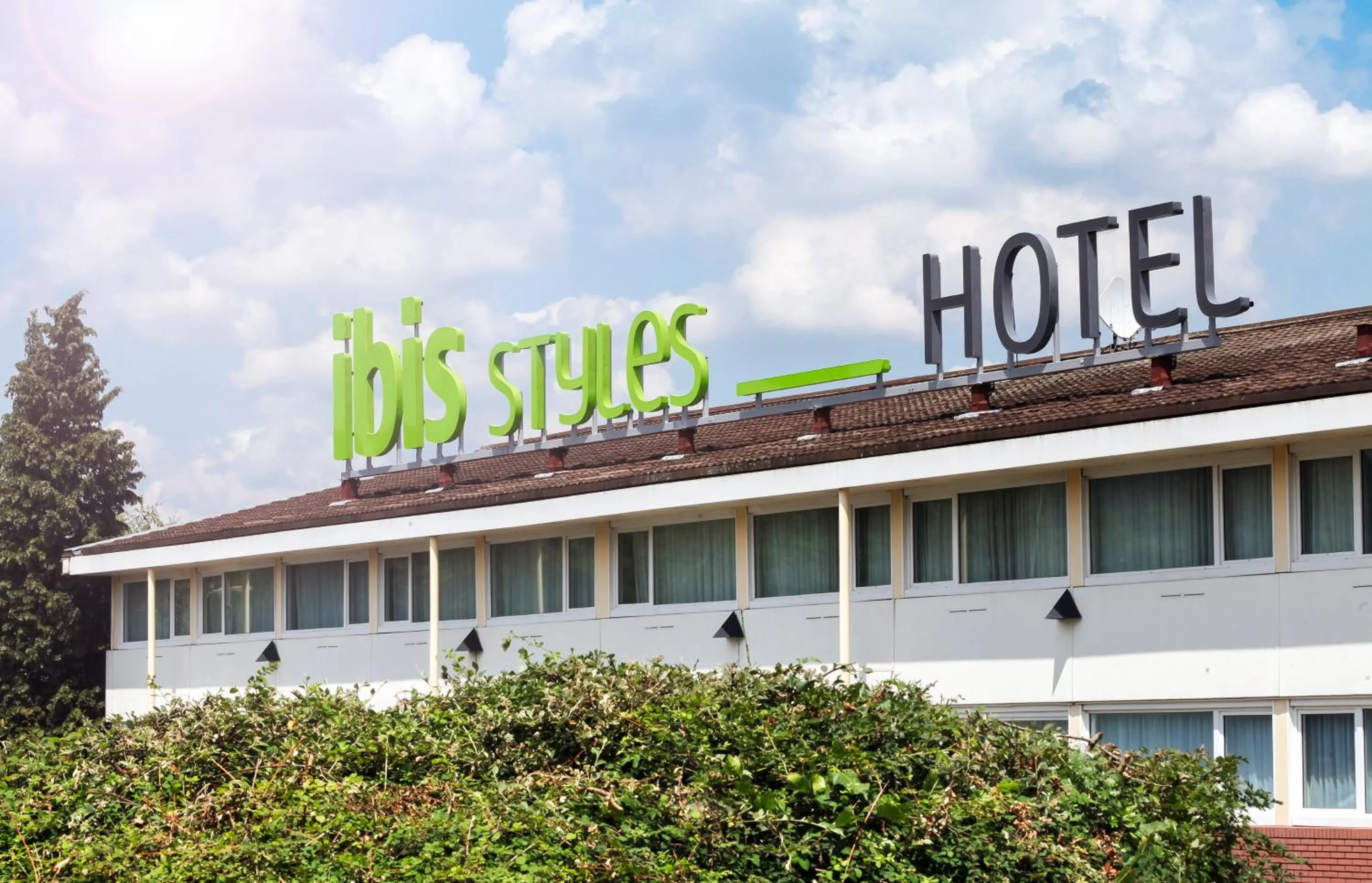 Facade/entrance in ibis Styles Nancy Sud