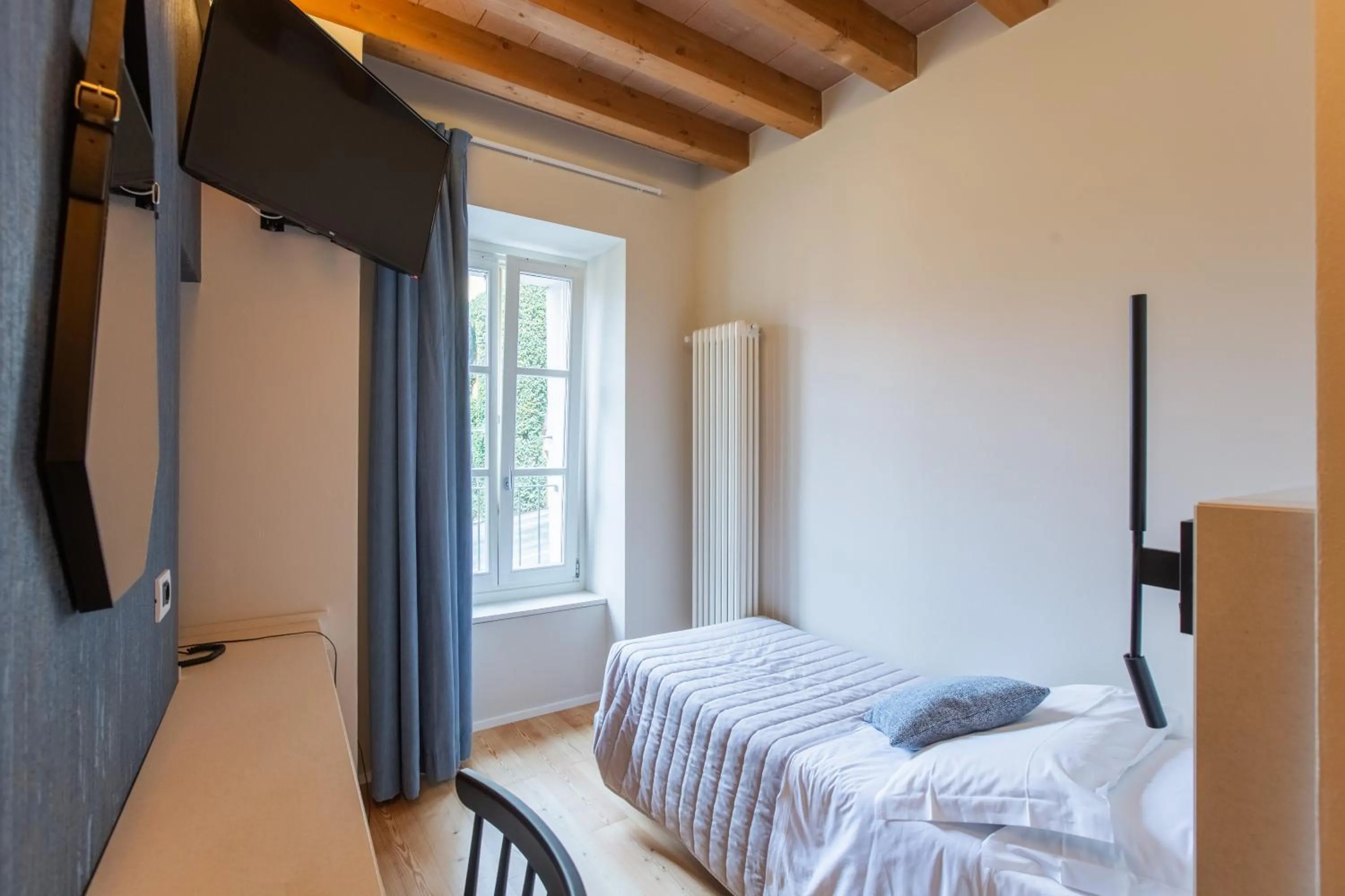 Bed in Albergo Del Sole
