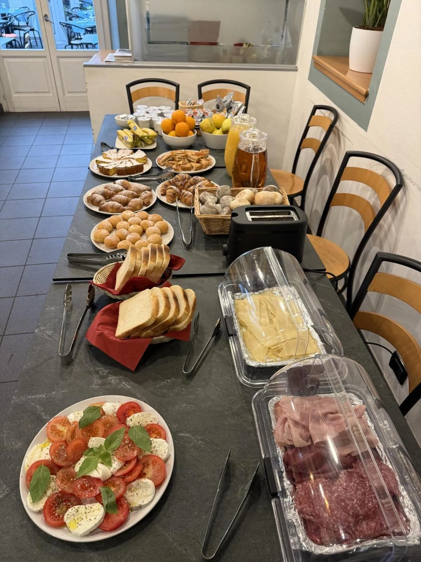Breakfast in Albergo Del Sole