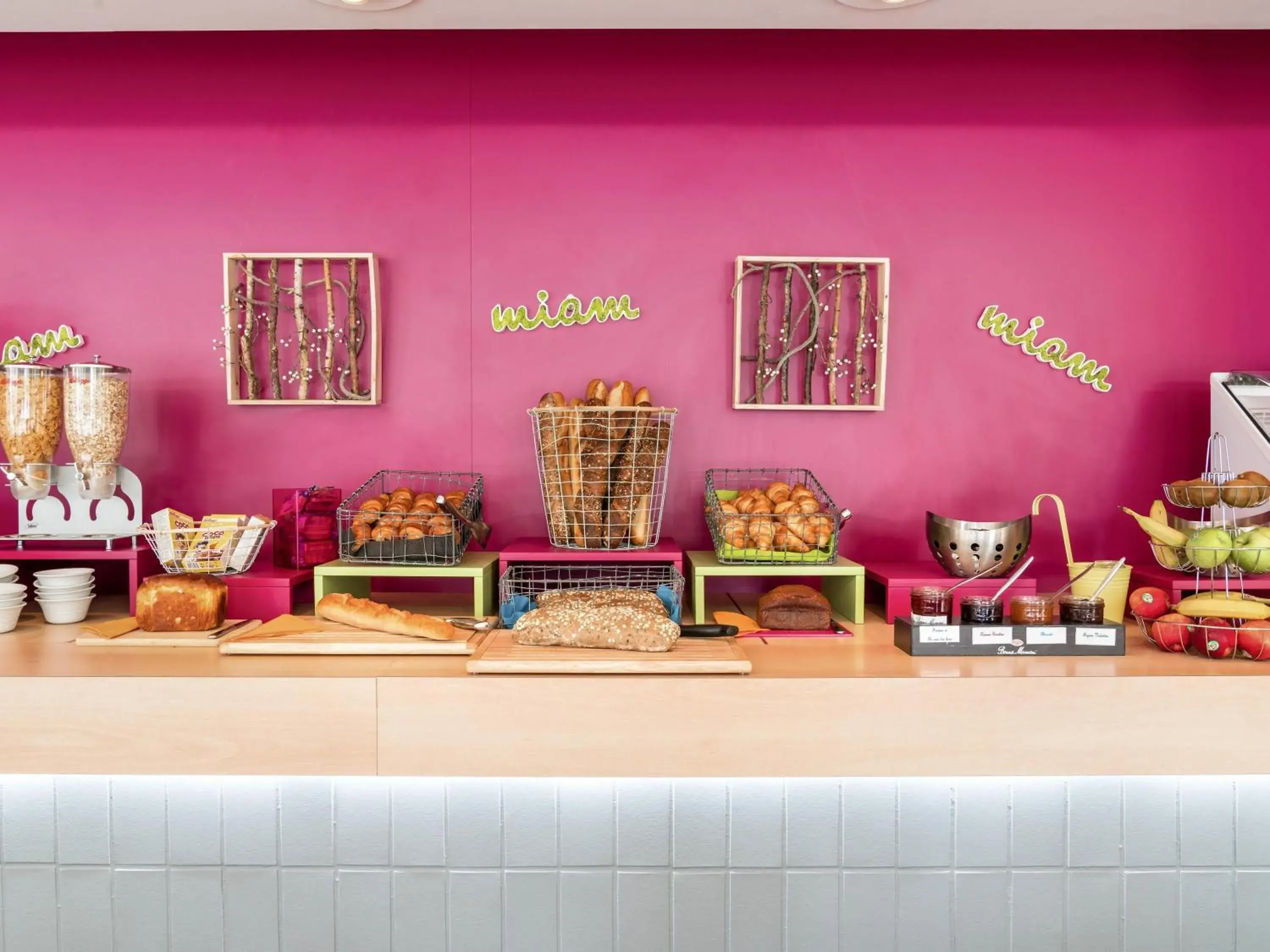 Breakfast in ibis Styles Besançon Breakfast in ibis Styles Besançon