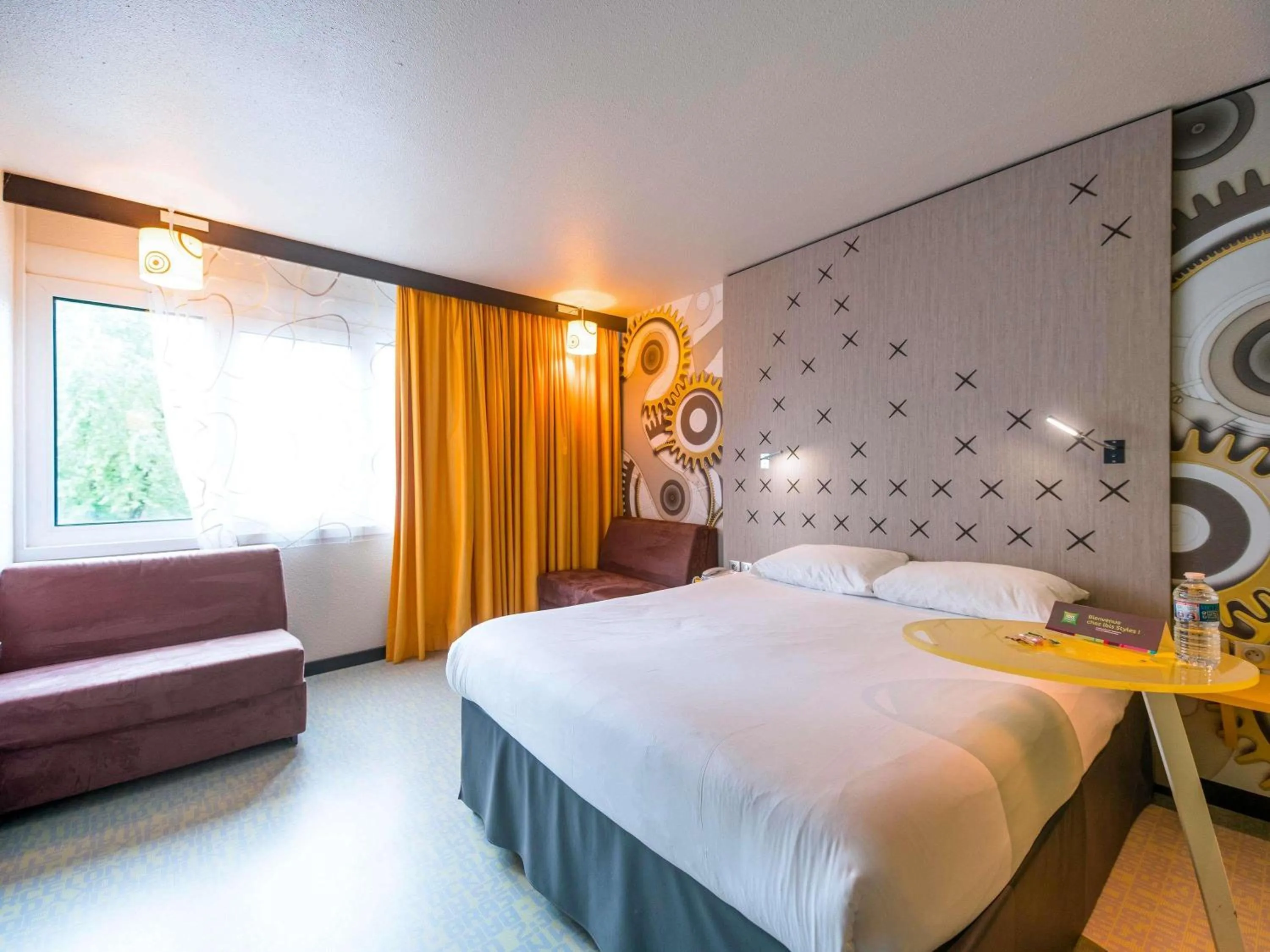 Bedroom, Bed in ibis Styles Besançon