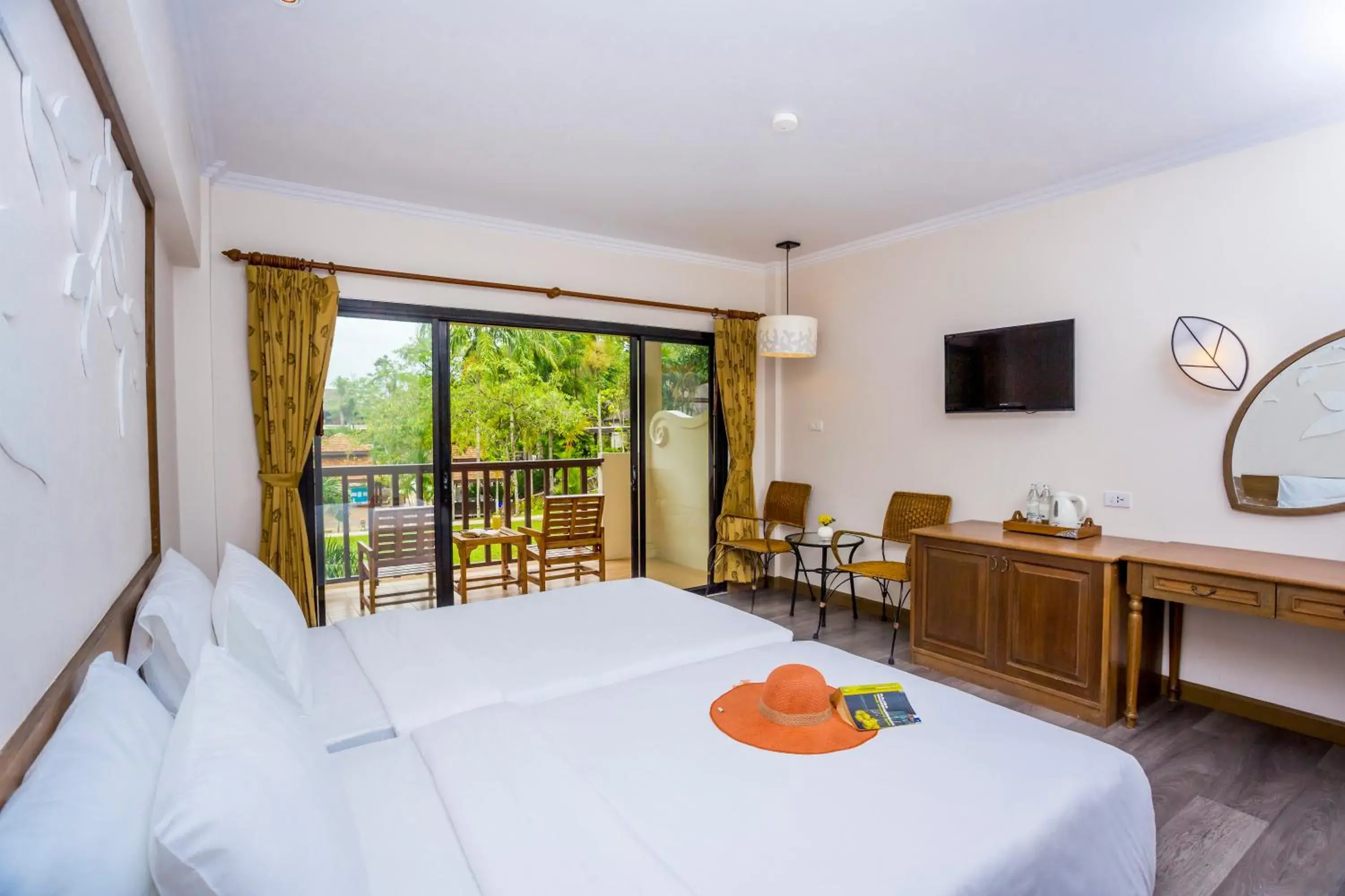 Photo of the whole room, Bed in The Leaf on The Sands by Katathani - SHA Extra Plus Photo of the whole room, Bed in The Leaf on The Sands by Katathani - SHA Extra Plus