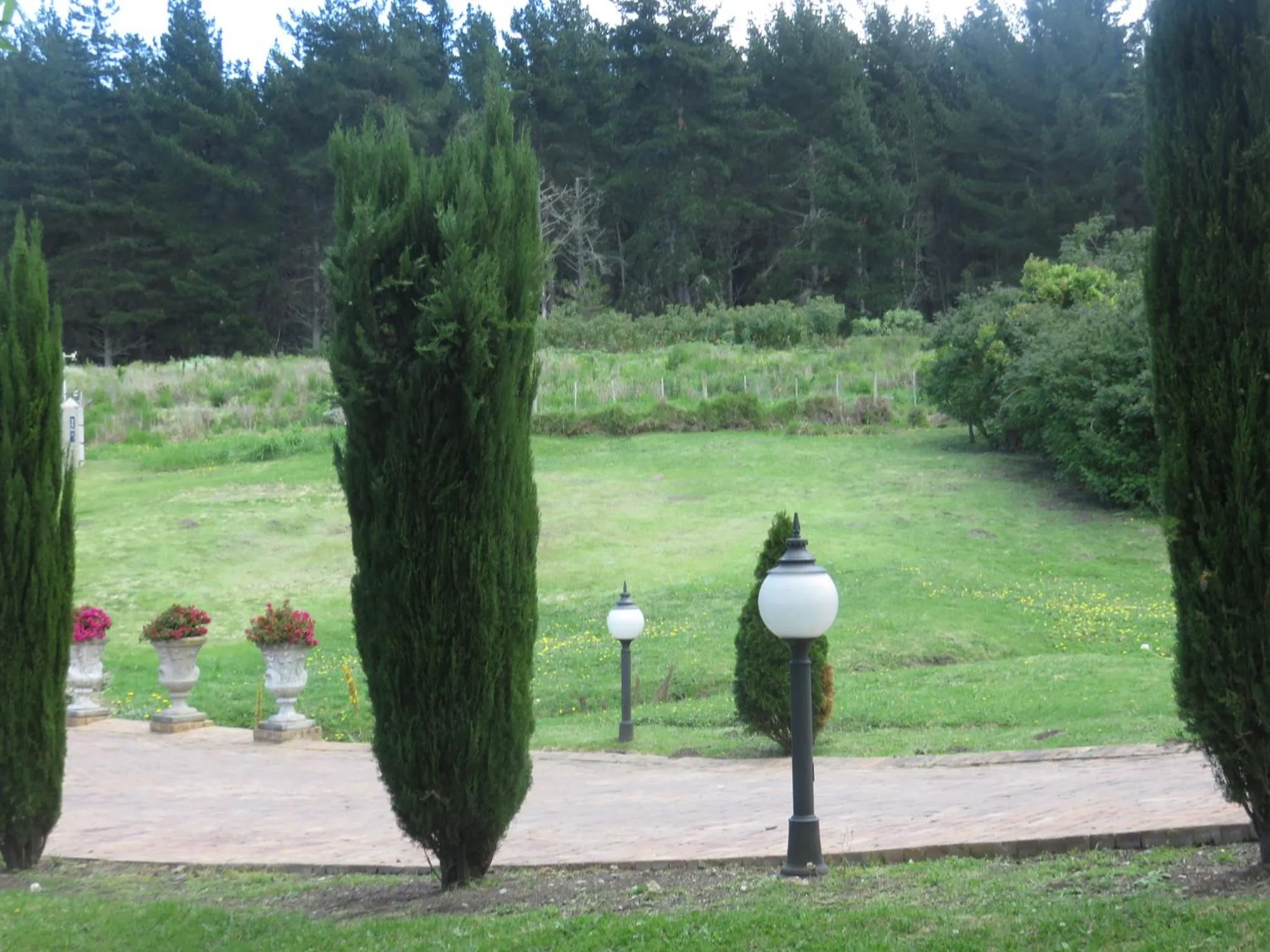 Cul de Sac - Accommodation