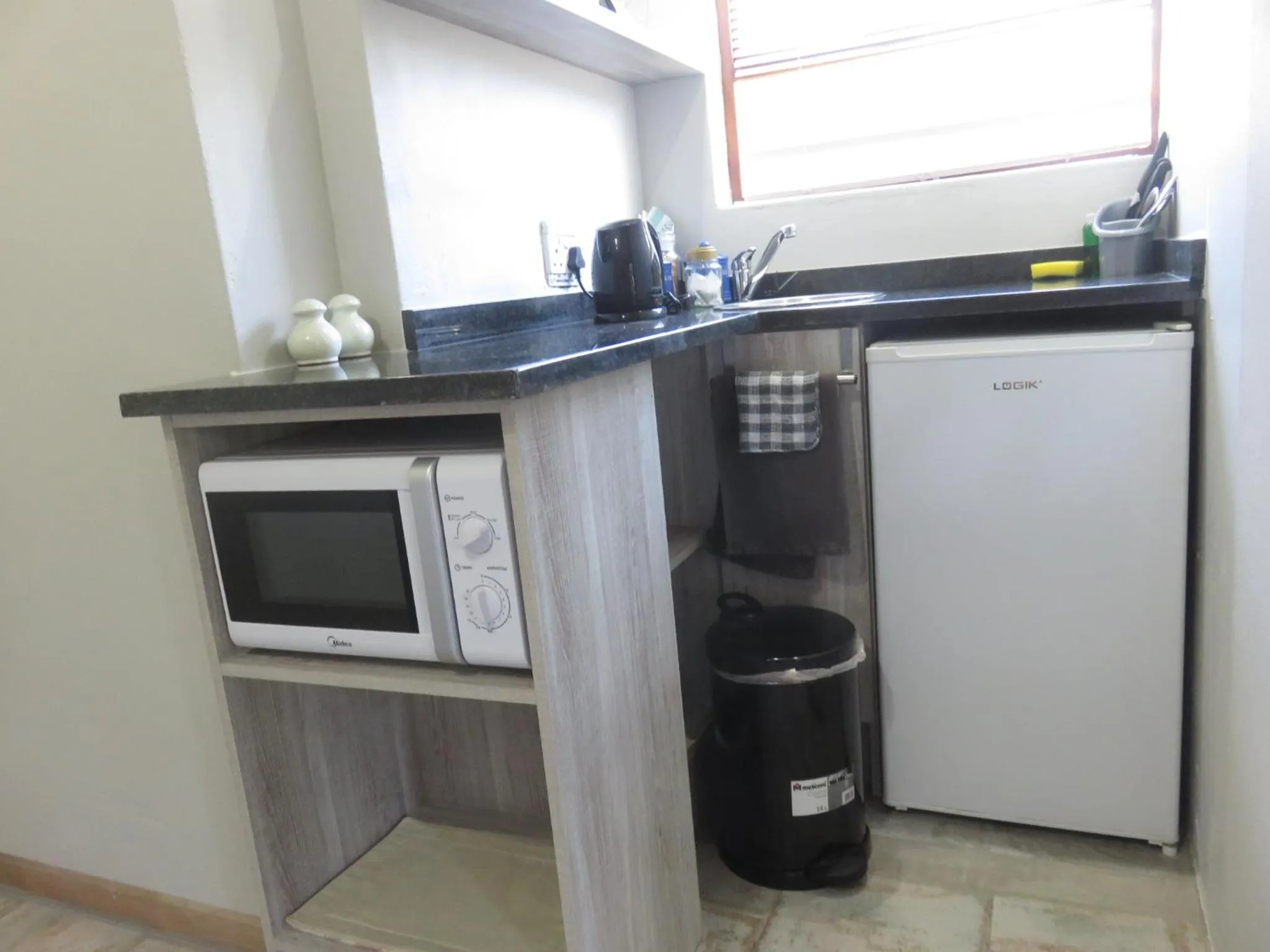 Cul de Sac - Accommodation