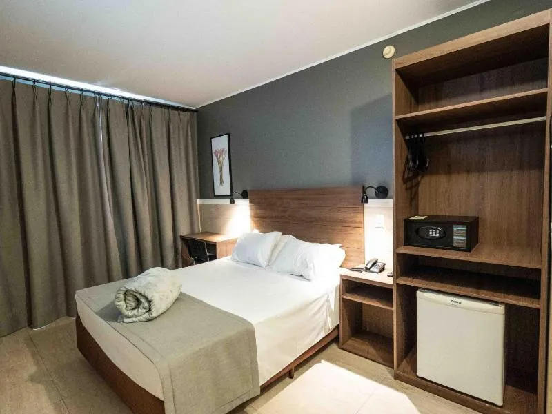 Bed in Hotel Mega Polo