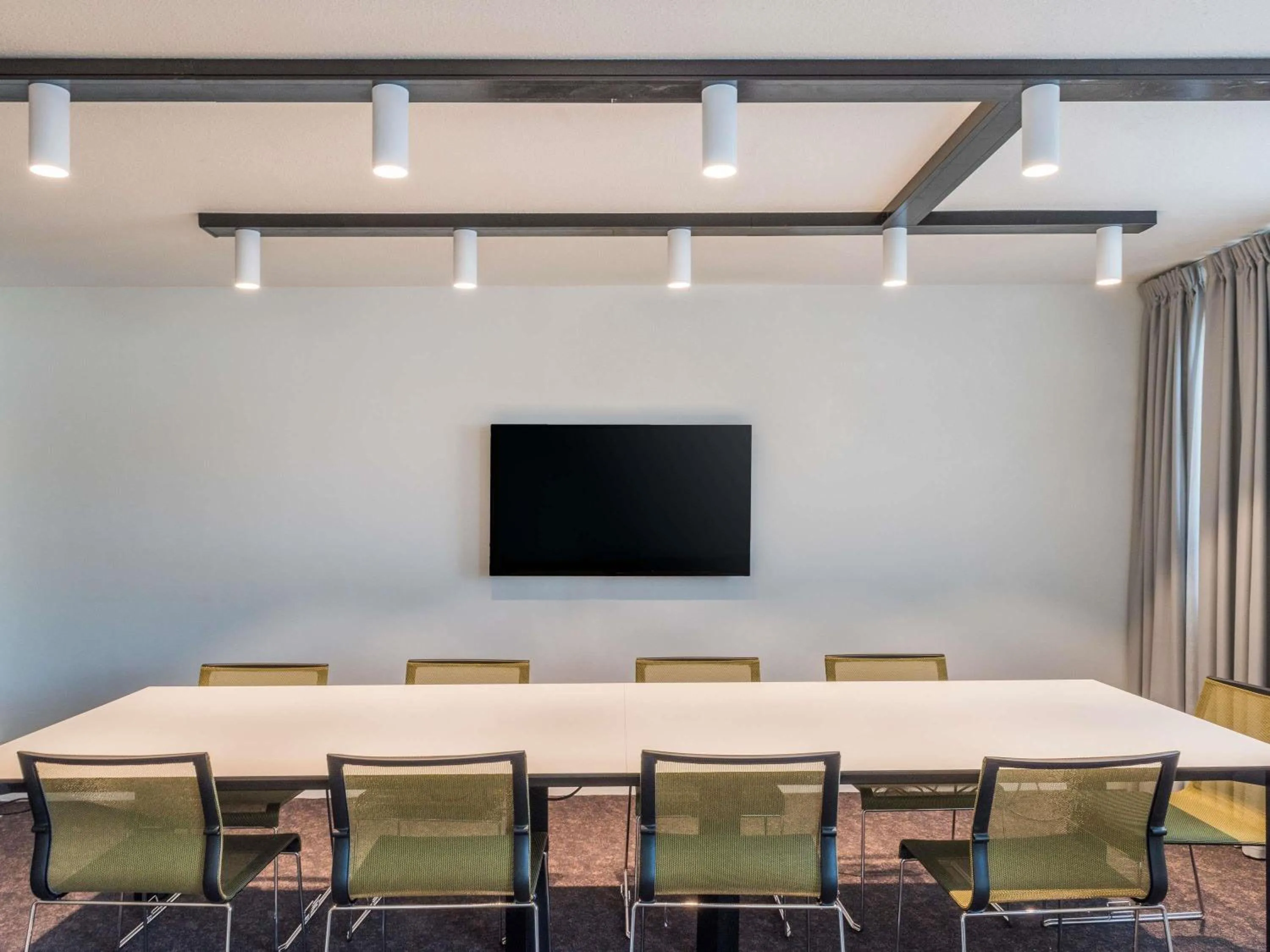 Meeting/conference room in Novotel Lyon Bron Meeting & Events