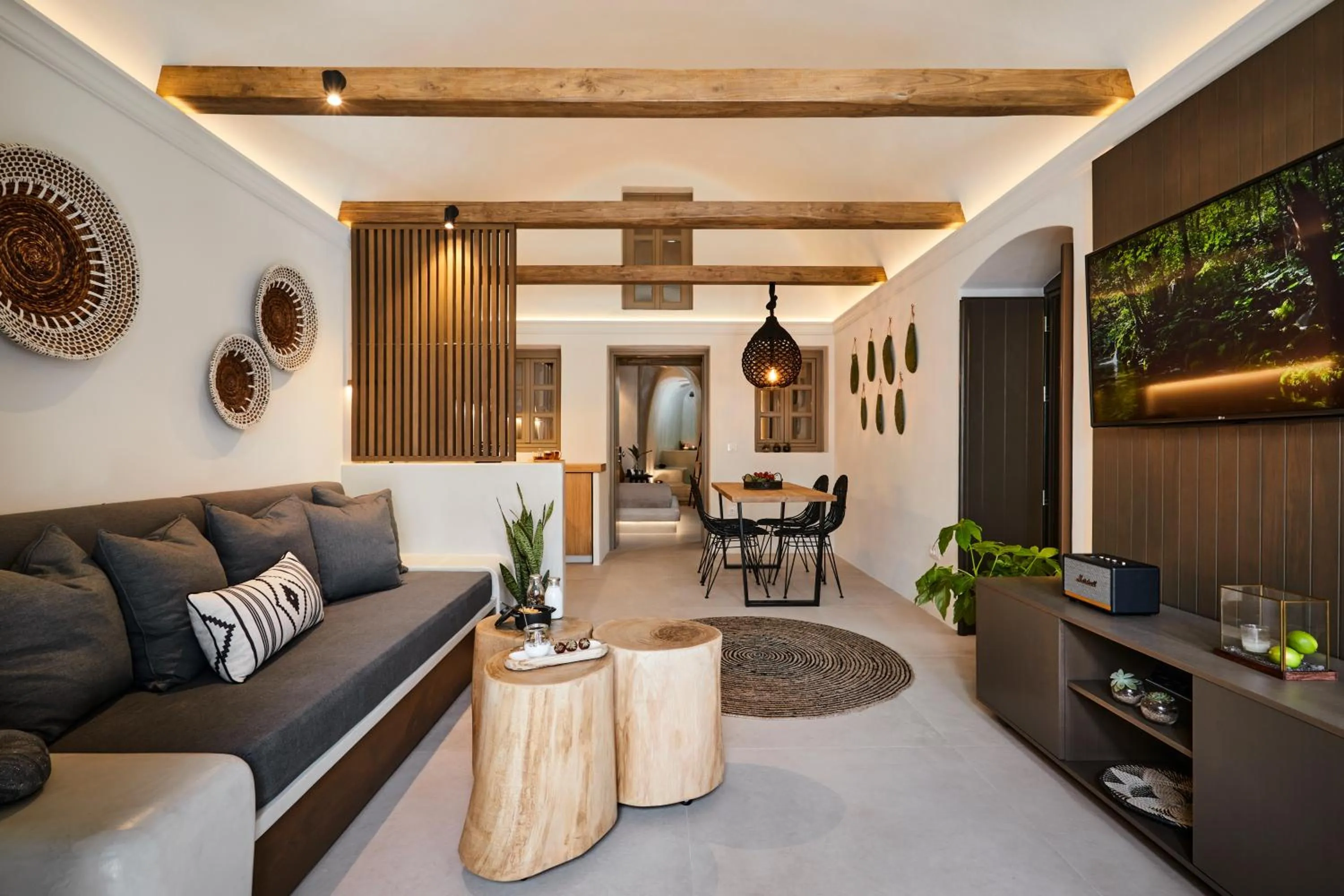 TV and multimedia in Floria Suites