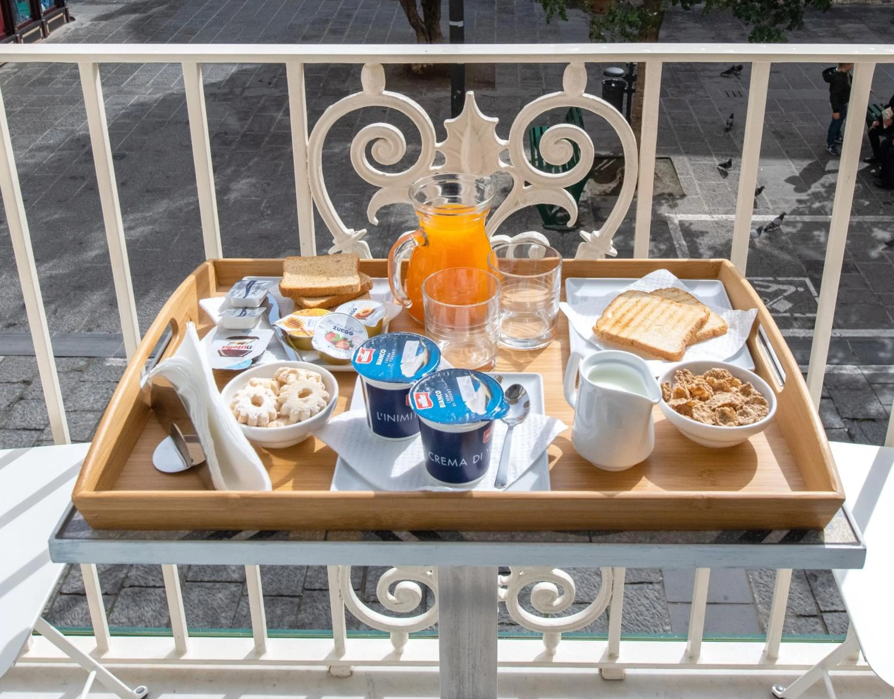 Food and drinks in Maison Marie