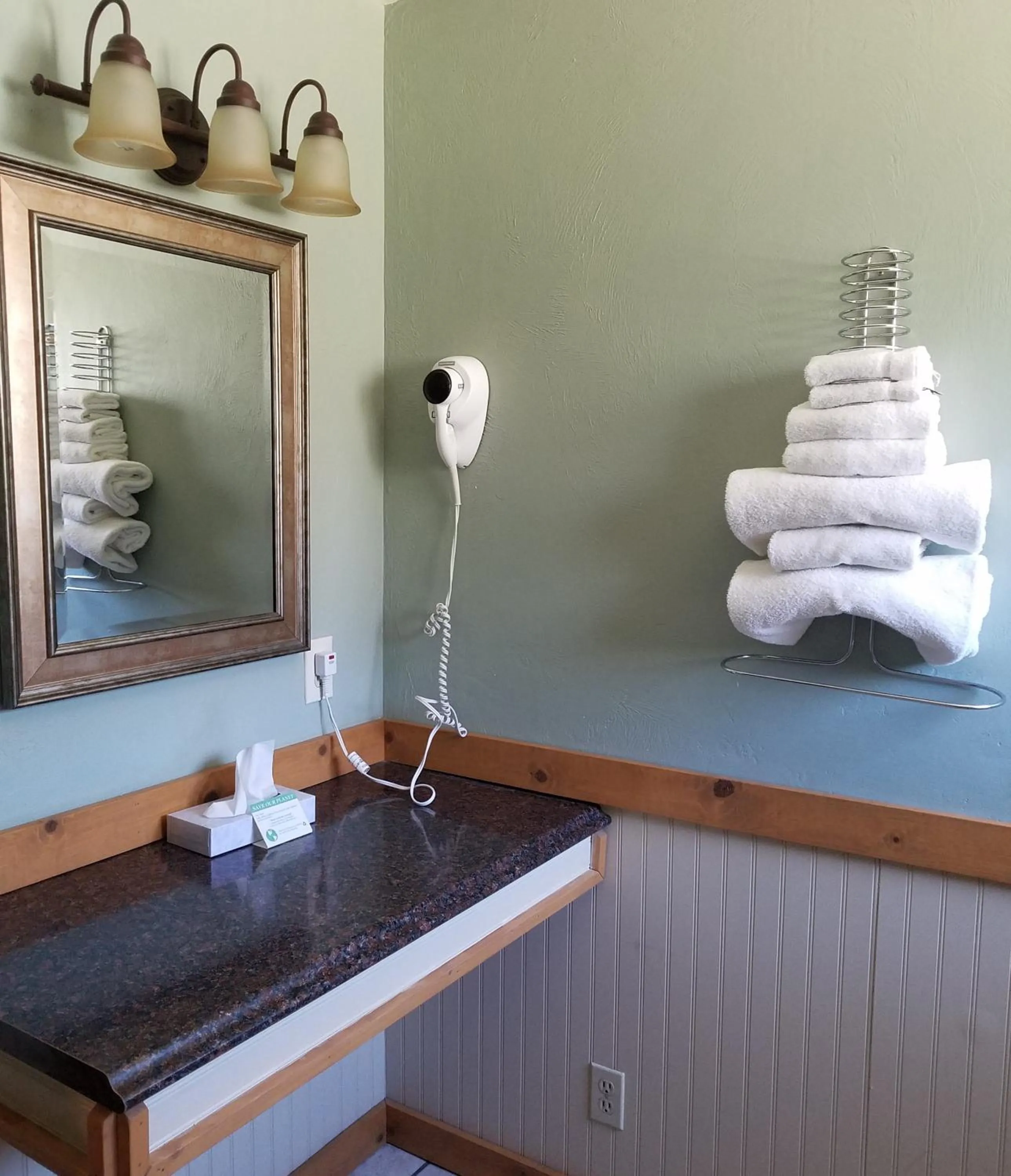 Bathroom in Lake View Lodge