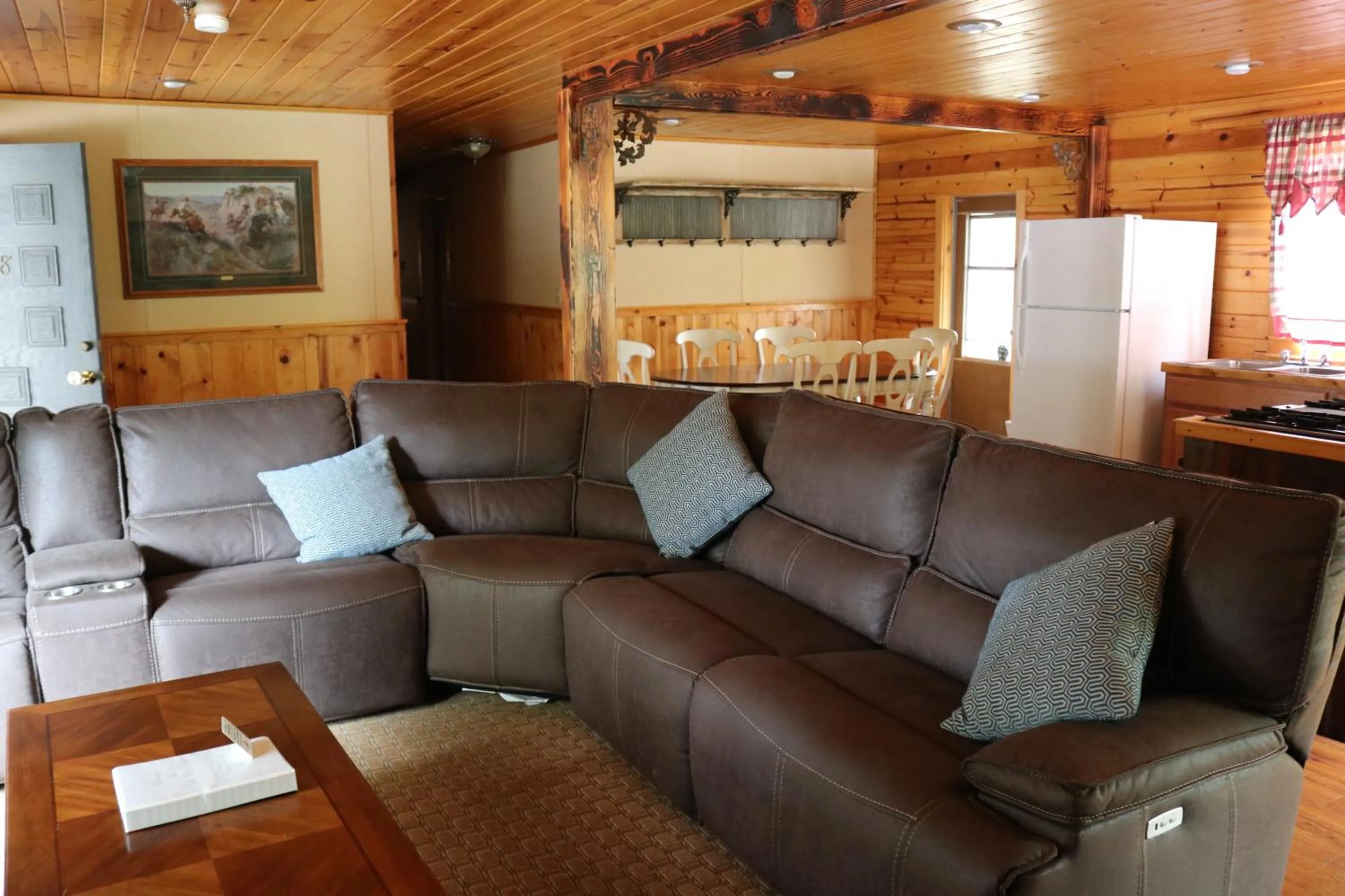 Kitchen or kitchenette in Lake View Lodge