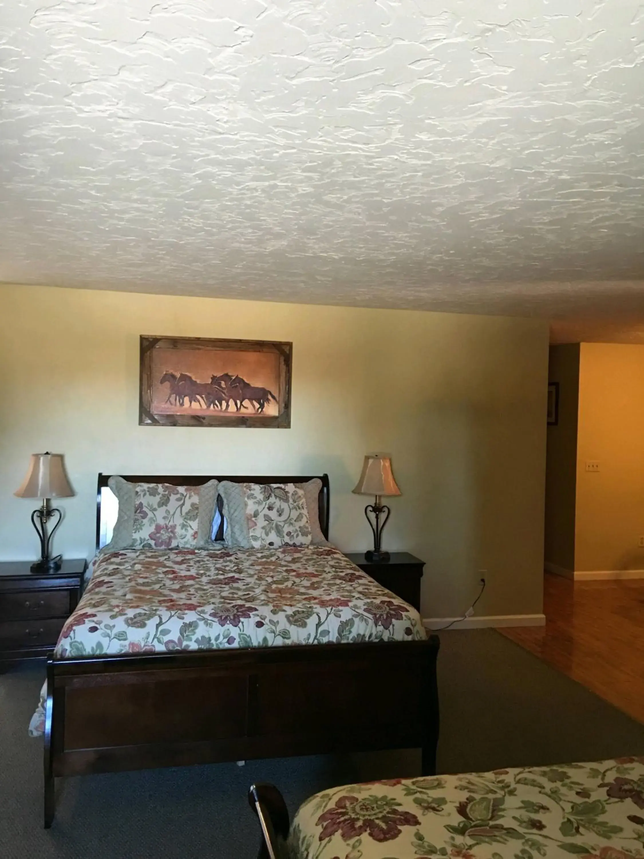 Bedroom, Bed in Lake View Lodge Bedroom, Bed in Lake View Lodge