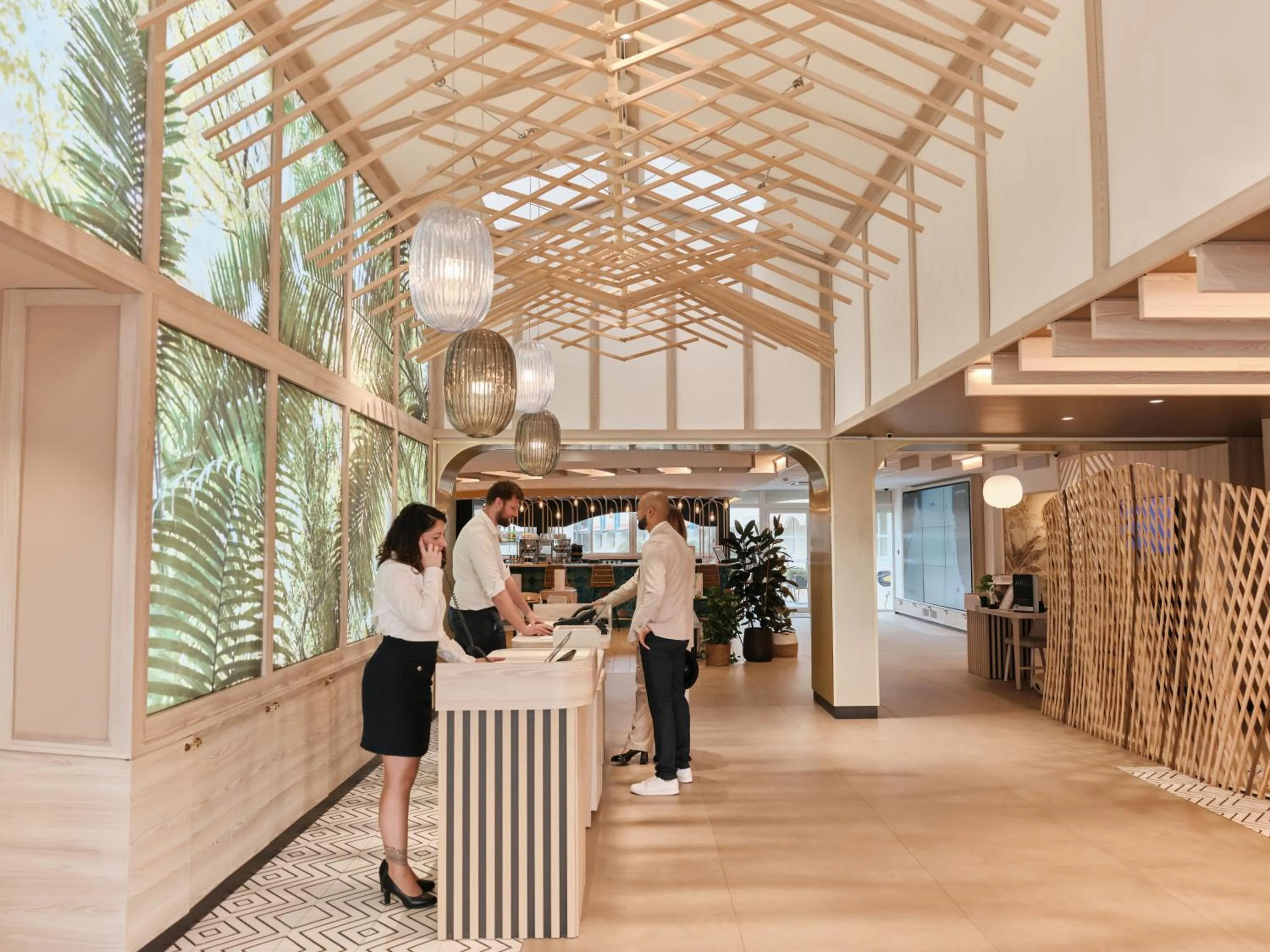 Lobby or reception in Novotel Montpellier
