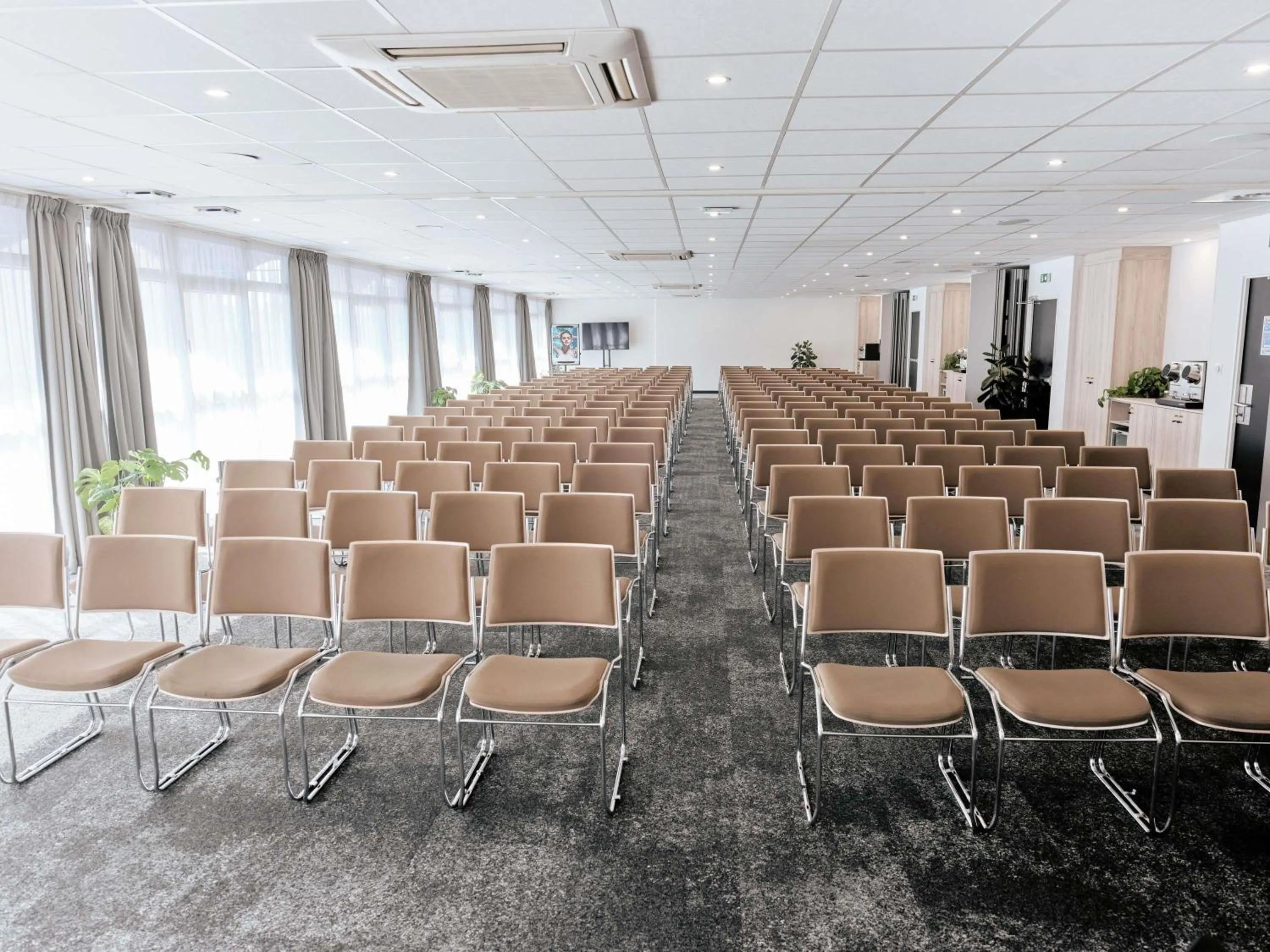 Meeting/conference room in Novotel Montpellier