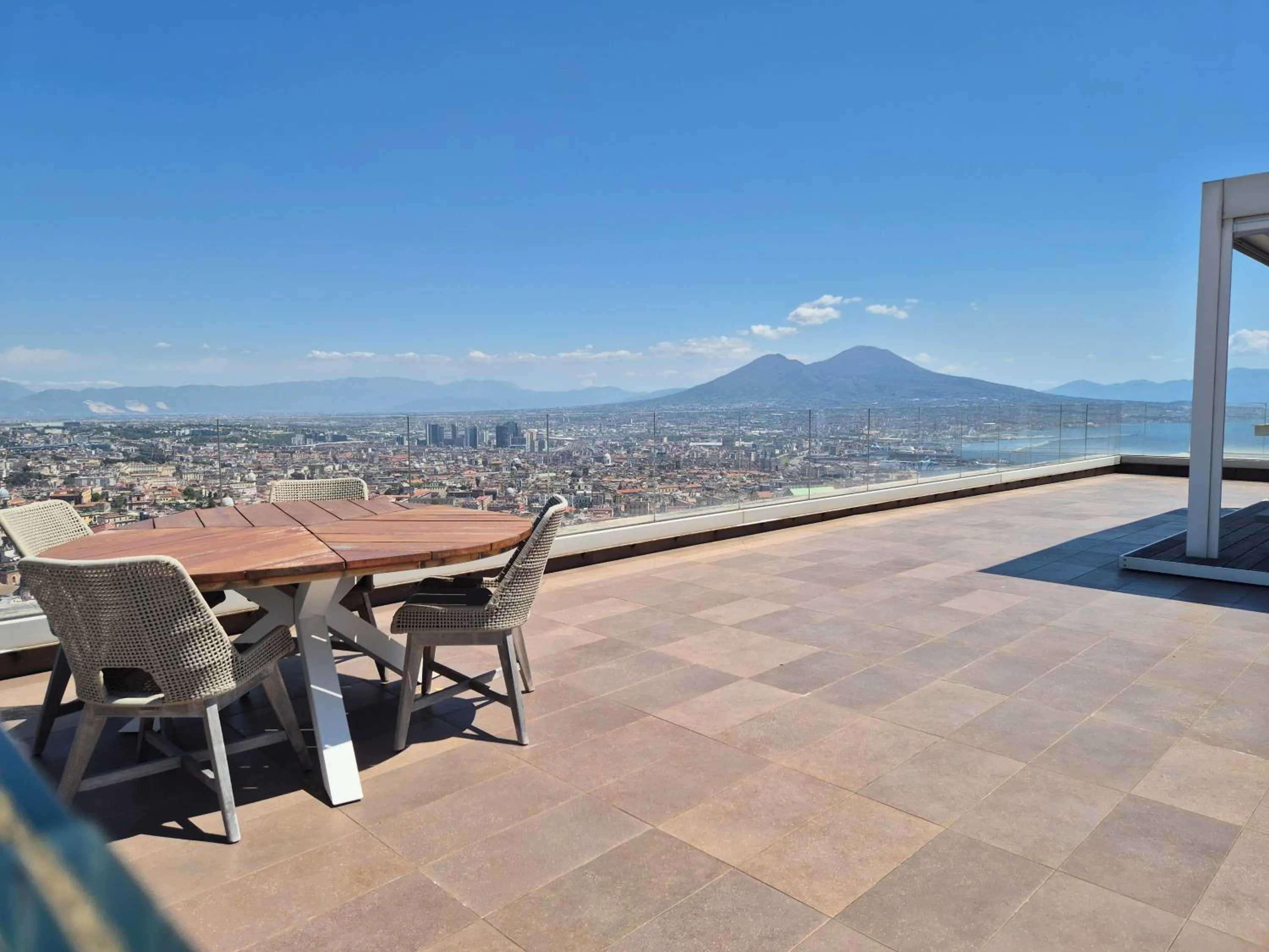 Terrazza Manù - loft suspended over the city-Vomero
