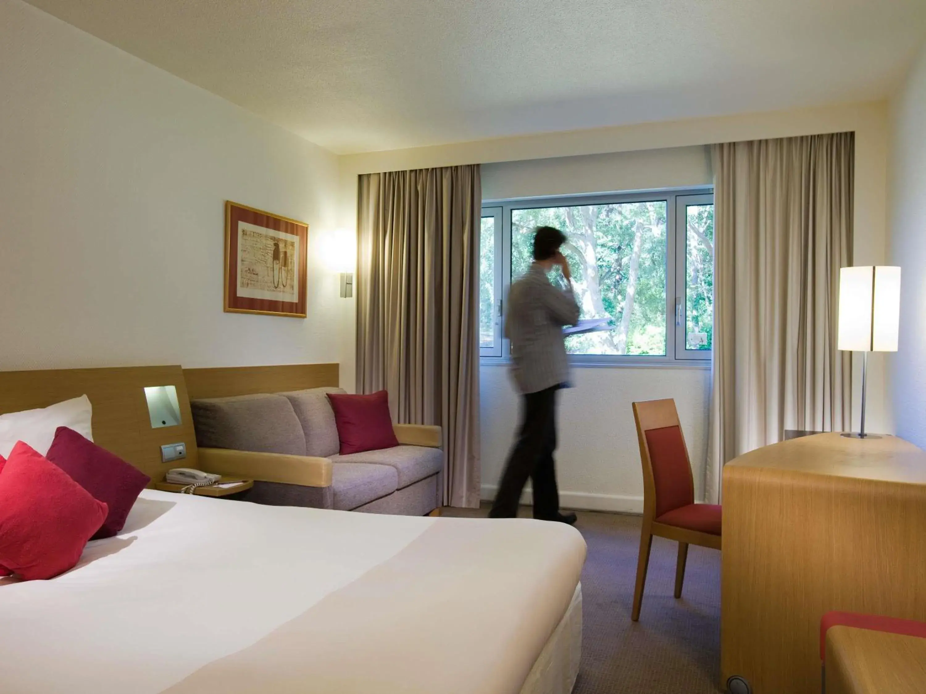 Bedroom, Bed in Novotel Resort & Spa Biarritz Anglet Bedroom, Bed in Novotel Resort & Spa Biarritz Anglet