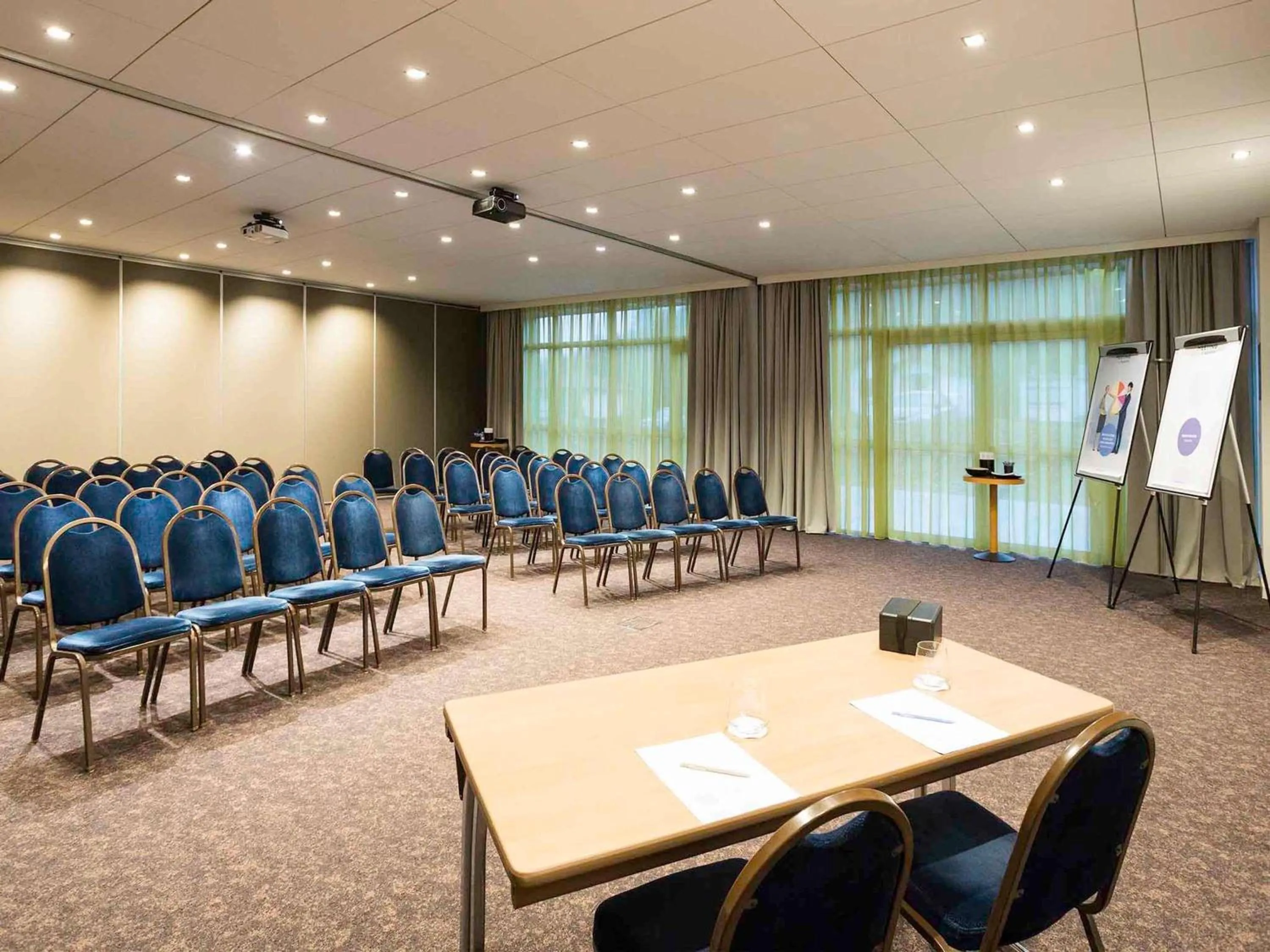 Meeting/conference room in Novotel Resort & Spa Biarritz Anglet