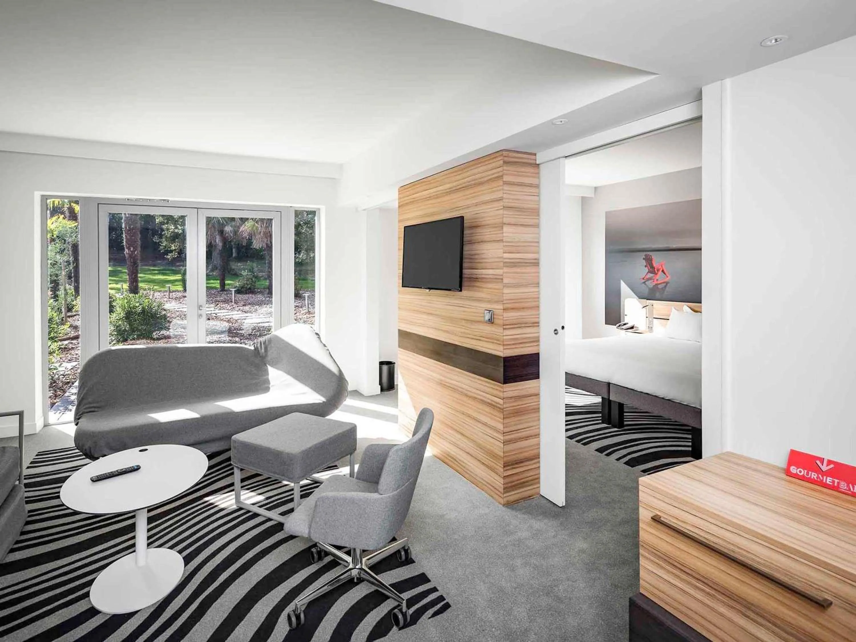 Bedroom in Novotel Resort & Spa Biarritz Anglet