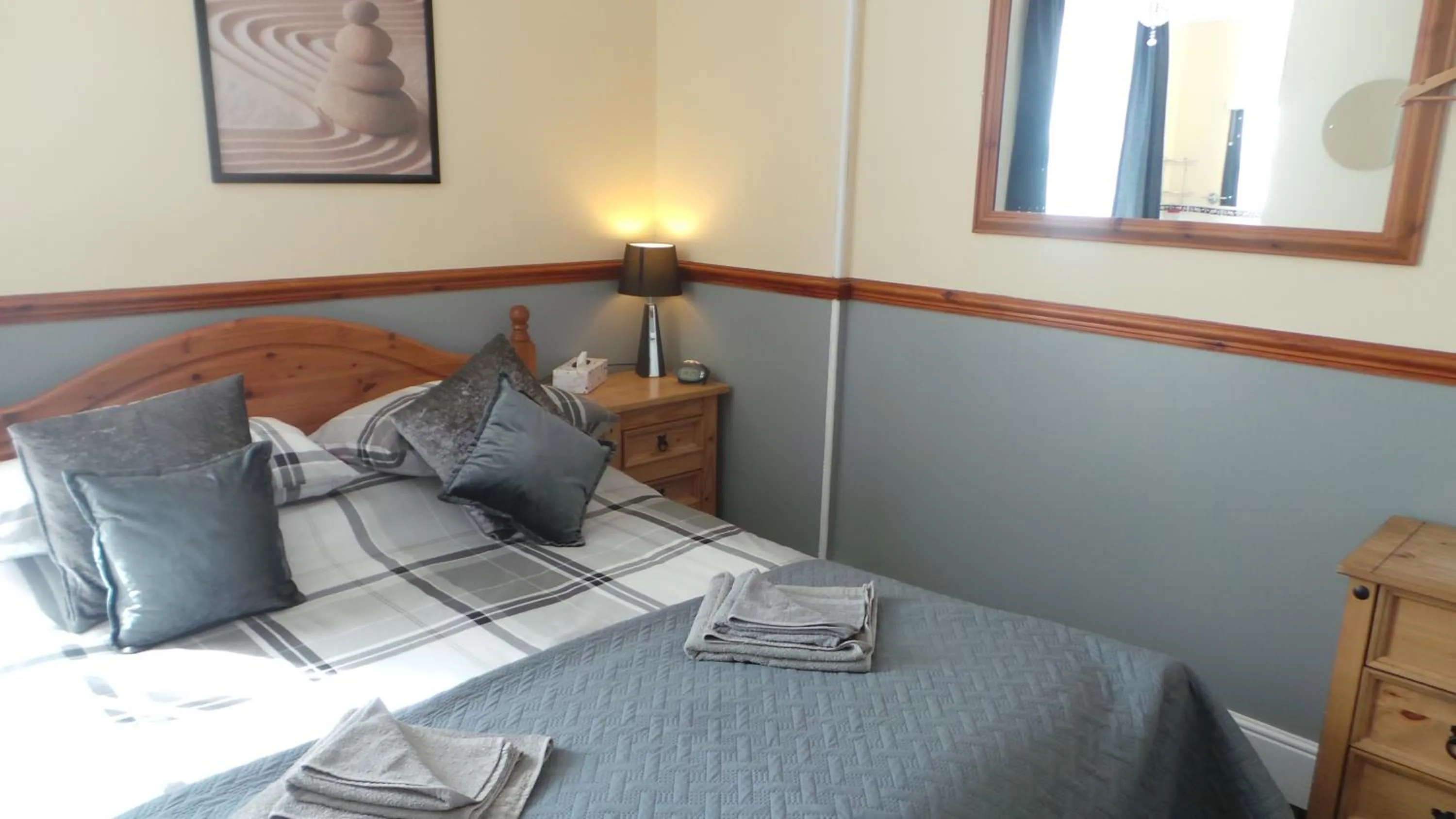 Bedroom, Bed in The Oakcliffe