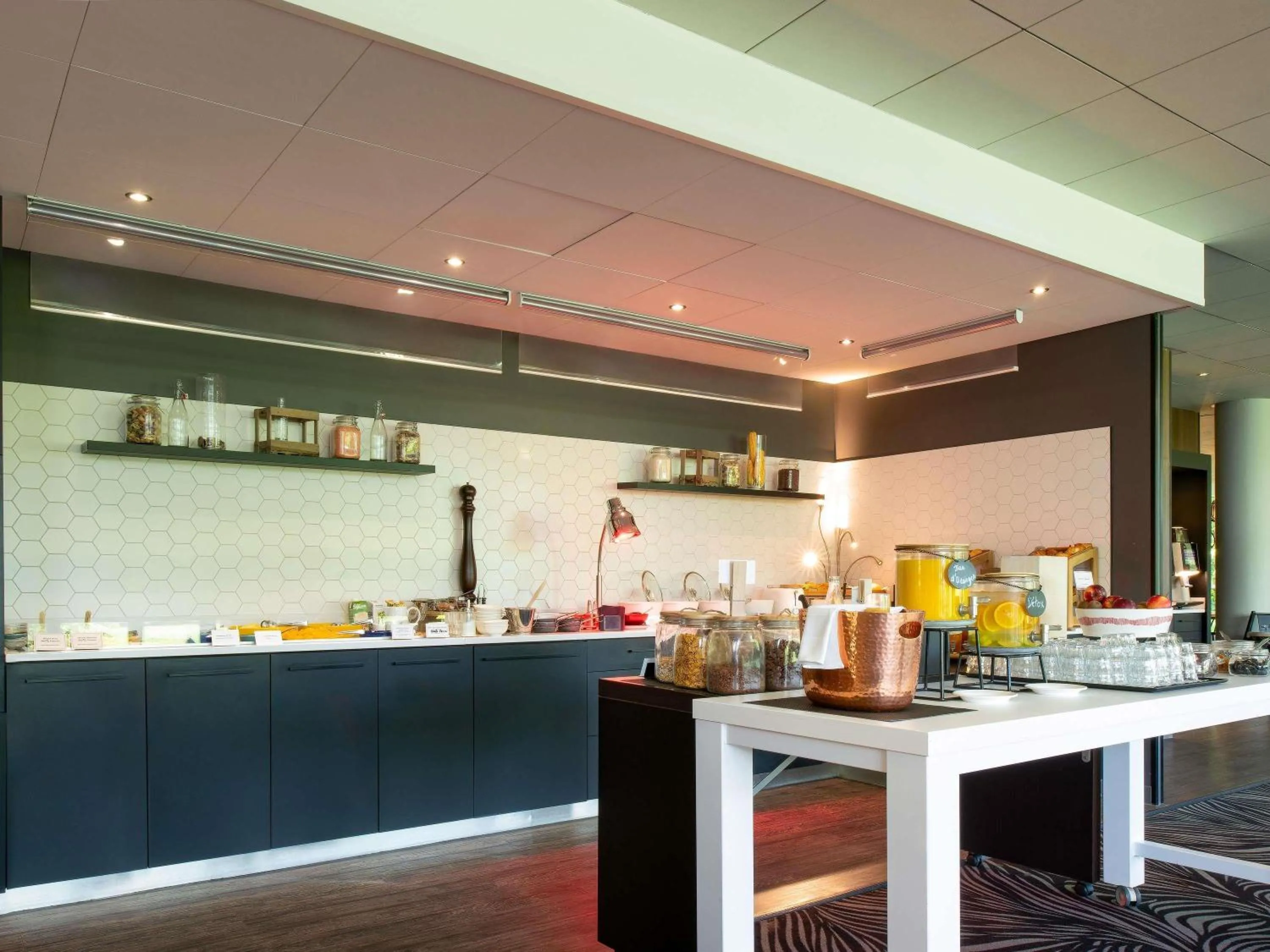 Breakfast in Novotel Senart Golf De Greenparc