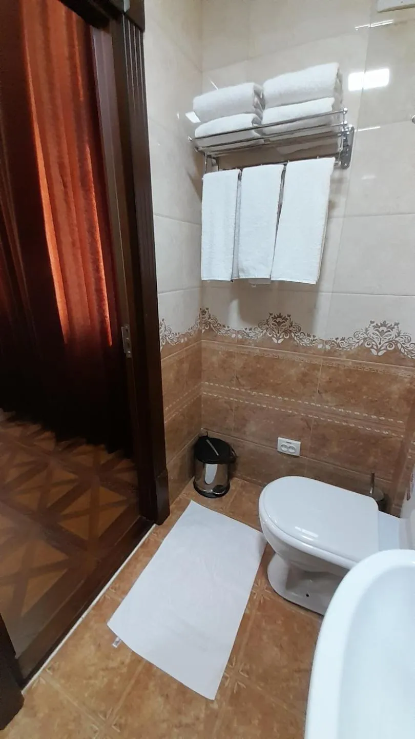 Shower in Villa Oasis